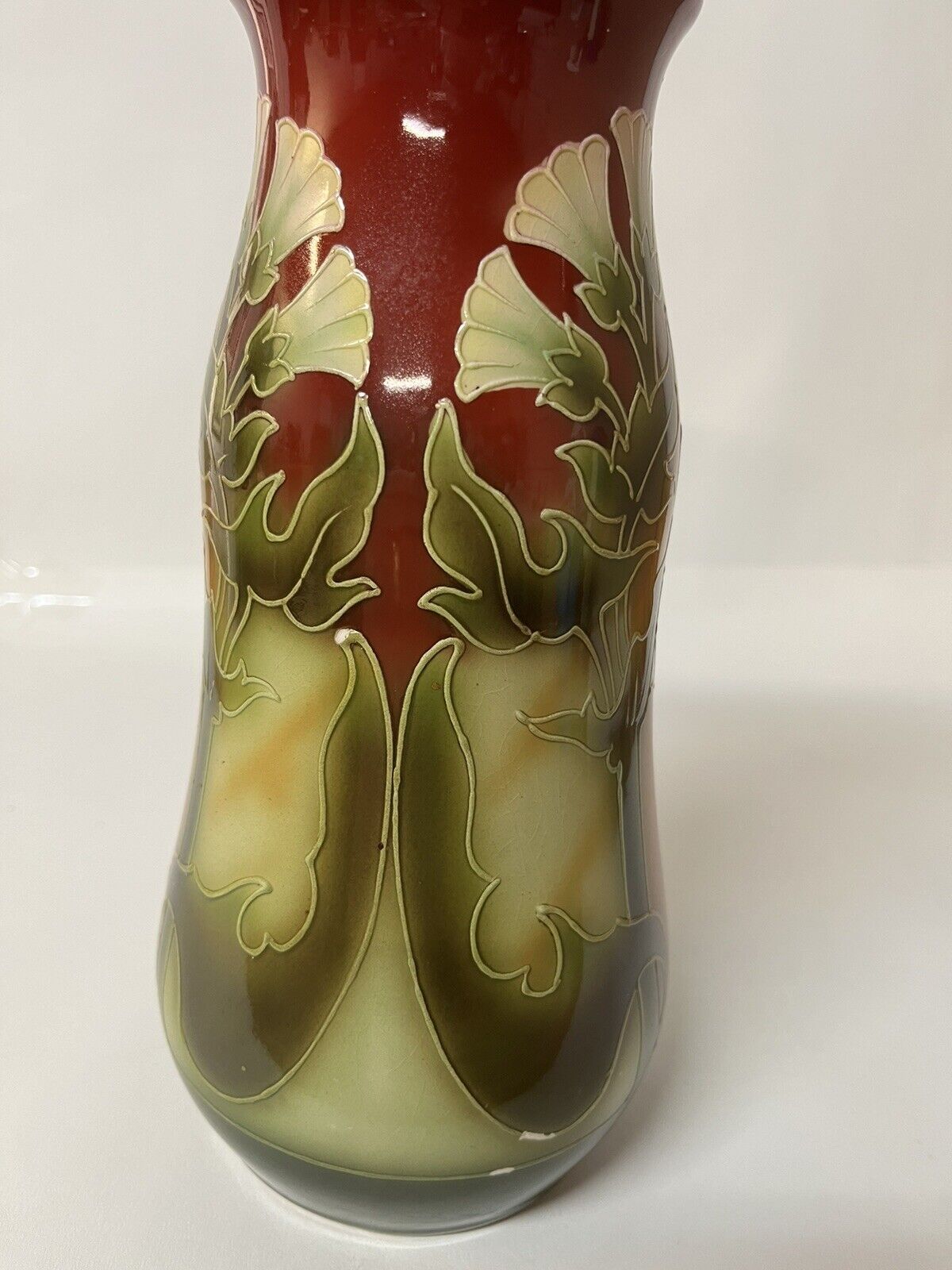 Vintage Royal Vase #2377 From Bonn, Germany 9.75 Inches Tall 