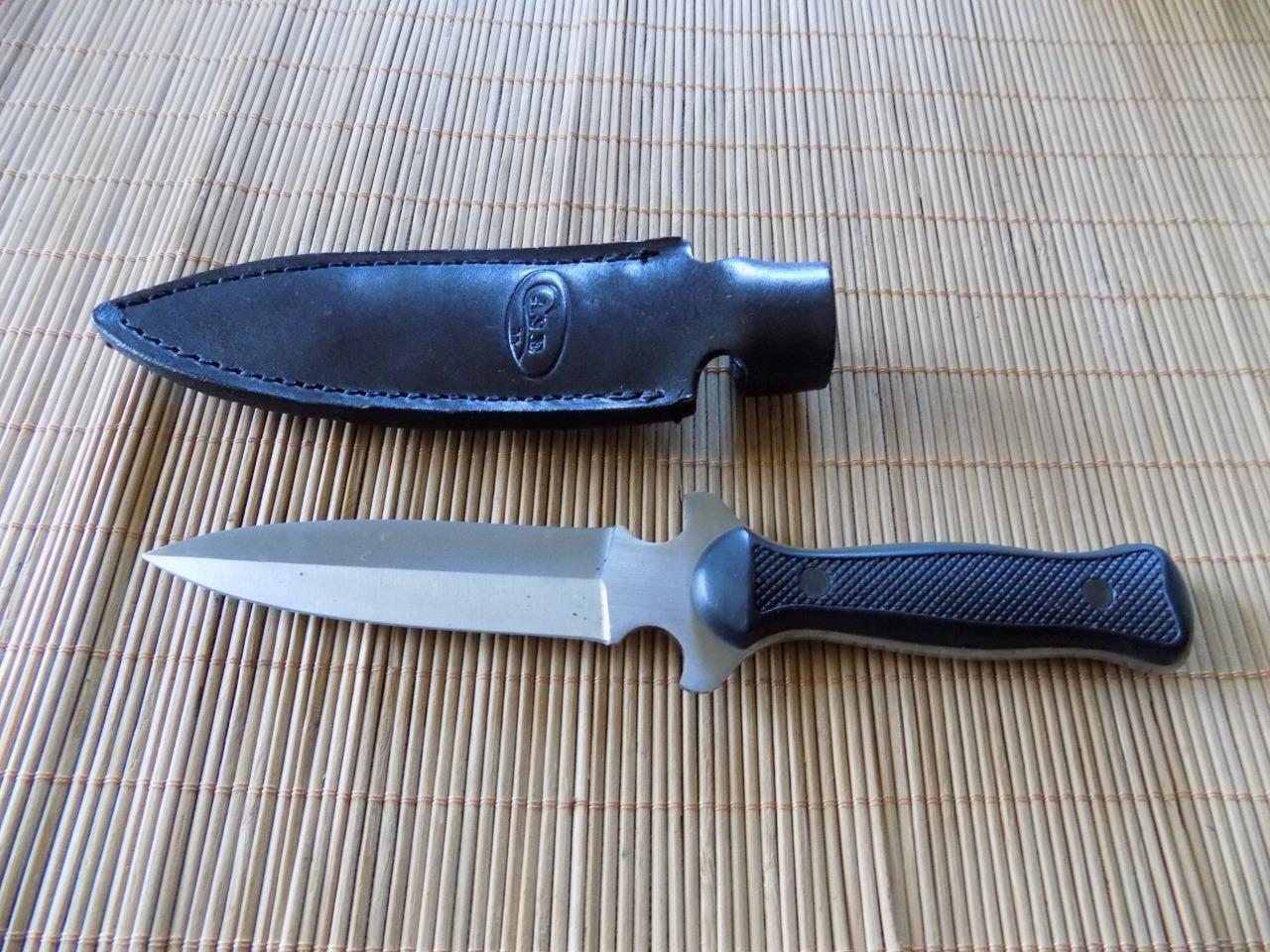 Unused CASE XX E77-4 1/2 SS (1990) Boot Knife & Original sheath