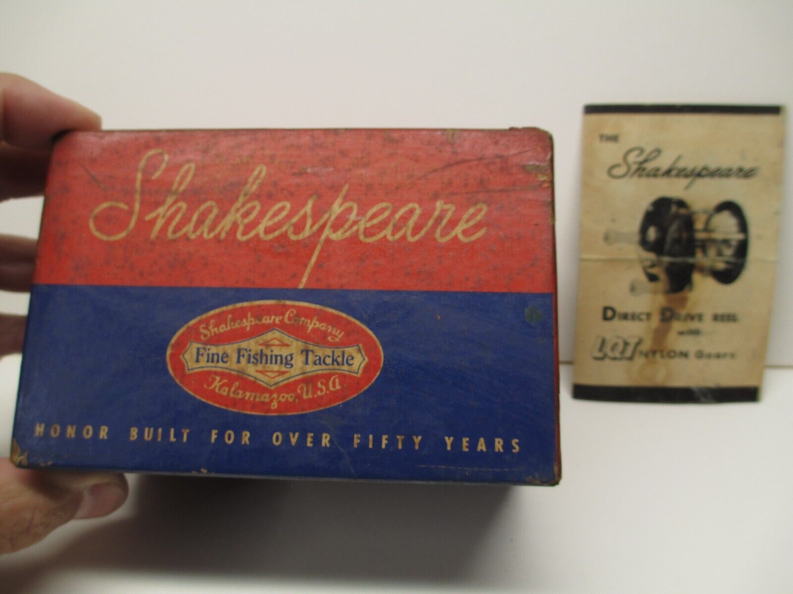 Shakespeare 1973D Direct Drive Fishing Reel Box w/paper No Reel