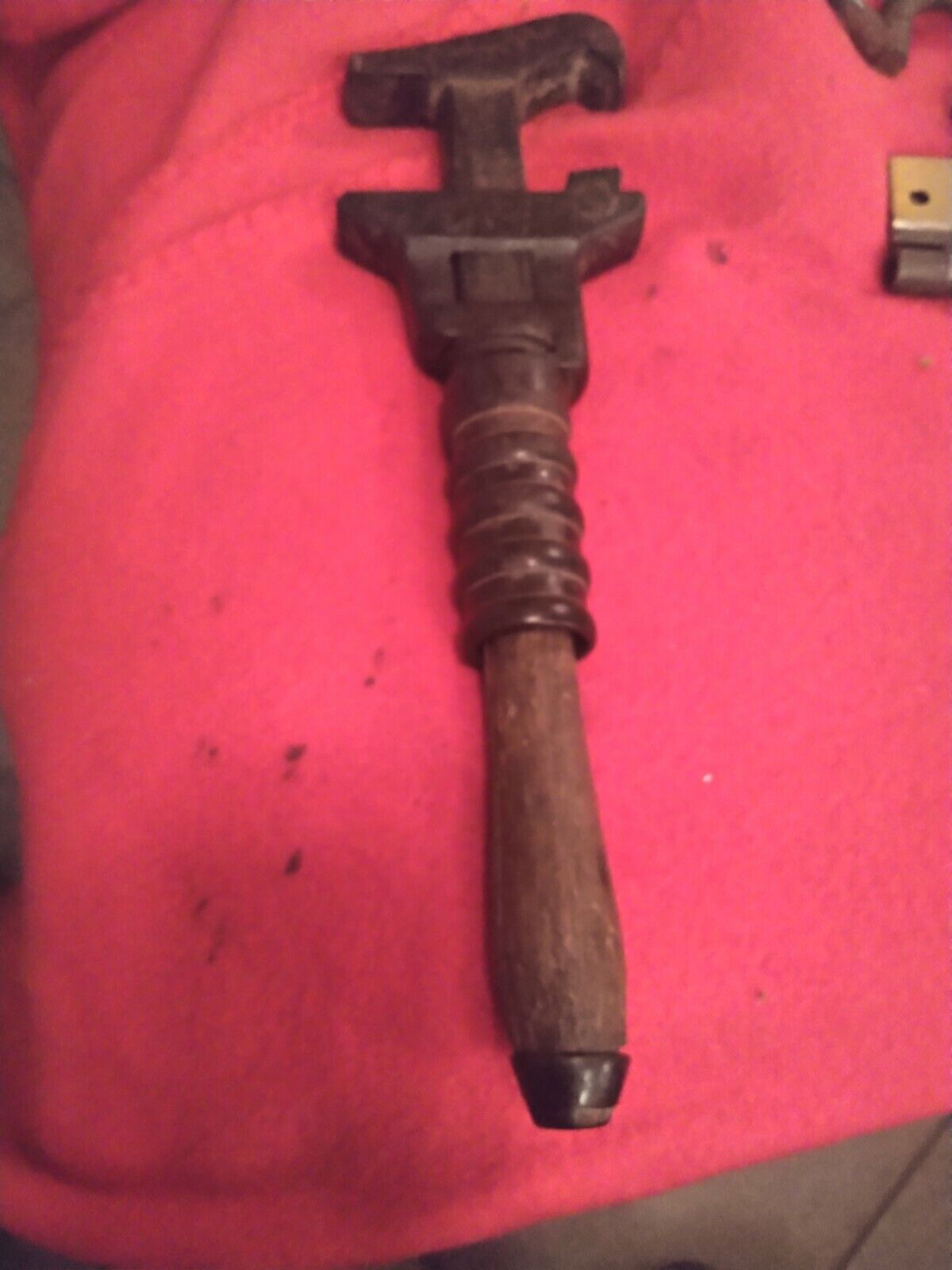 RARE Vintage Bemis & Call H&T #19 Combination Pipe Wrench Wooden Handle