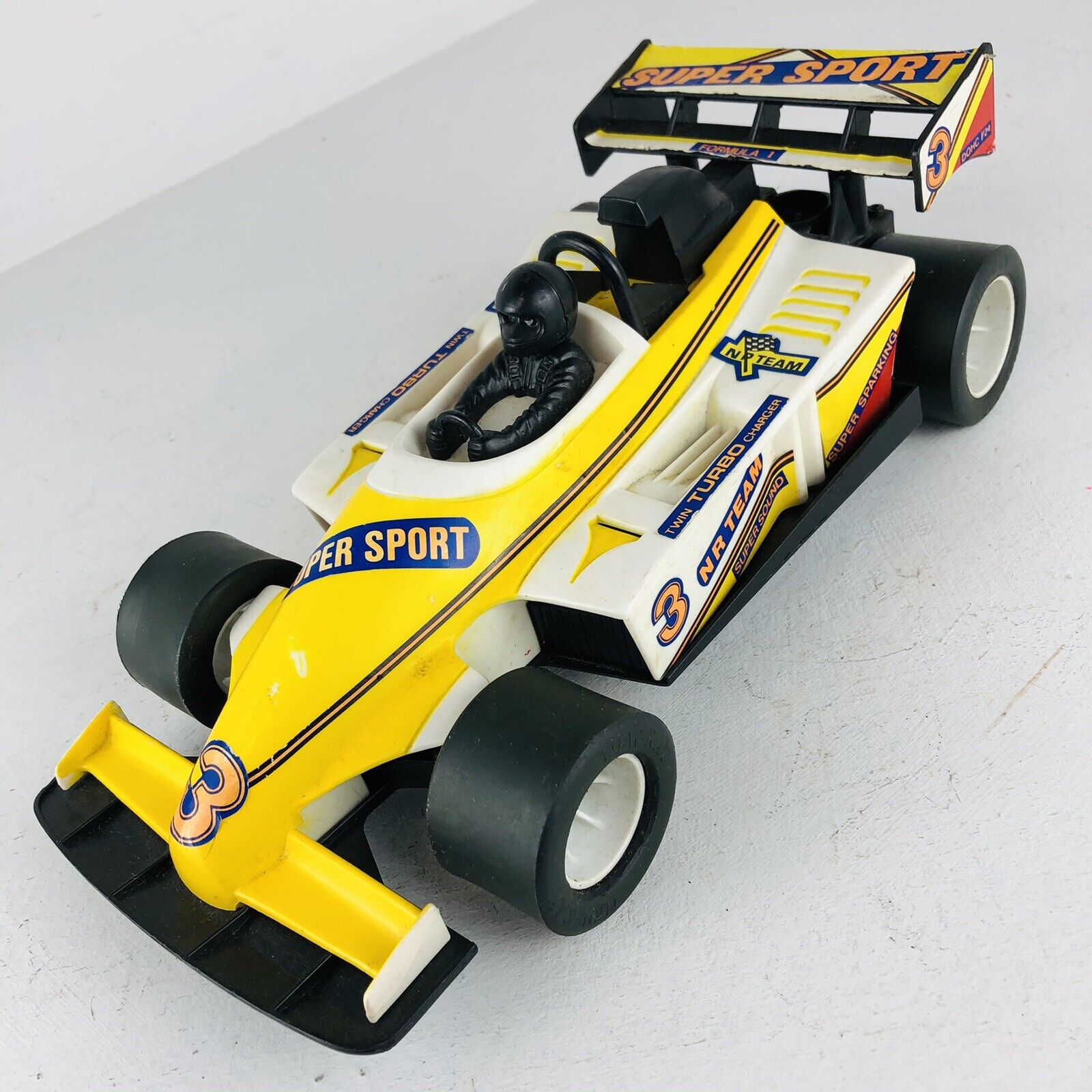 VINTAGE New Ray Toys 1988 Formula One NR TEAM Racecar Push Wind Toy 12”