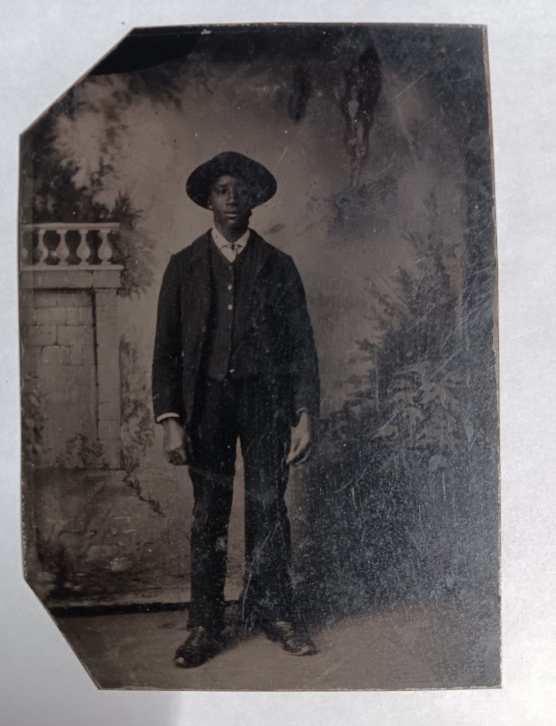 1860-1879 Civil War Era African American Black Man Tin Type Photo 3 1 /4 x 2 1/4