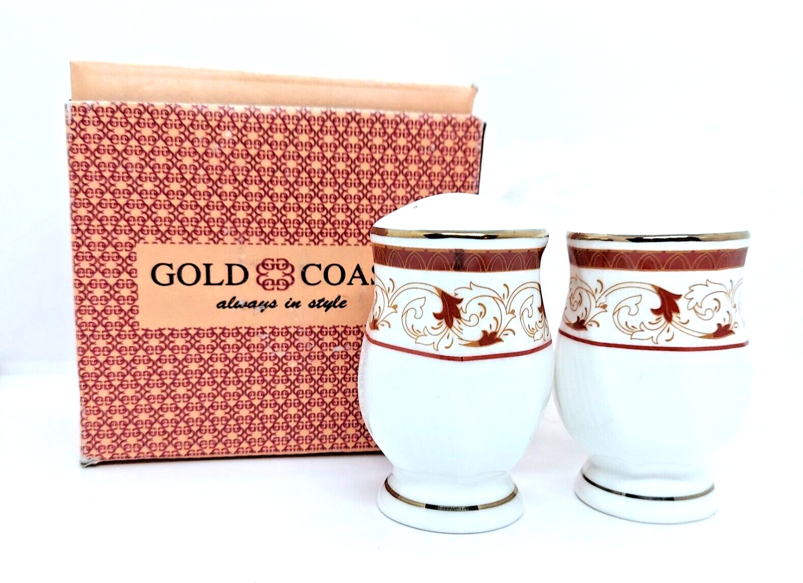 Gold Coast Salt And Pepper Shakers 22kt Gold Accents Moss Rose Platinum Trim
