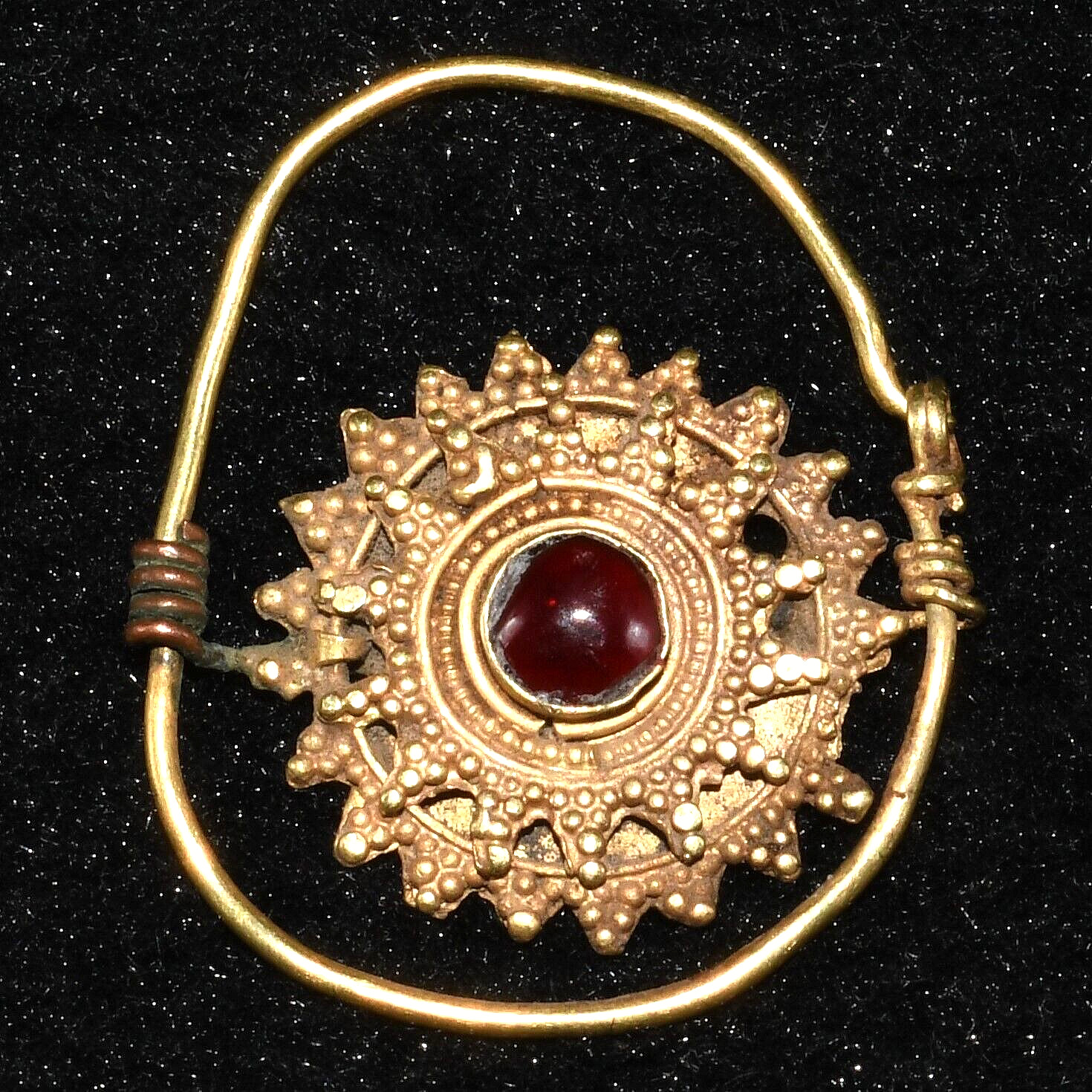 Genuine Large Ancient Roman Gold Earring Nose Ring with Central Garnet Inlay