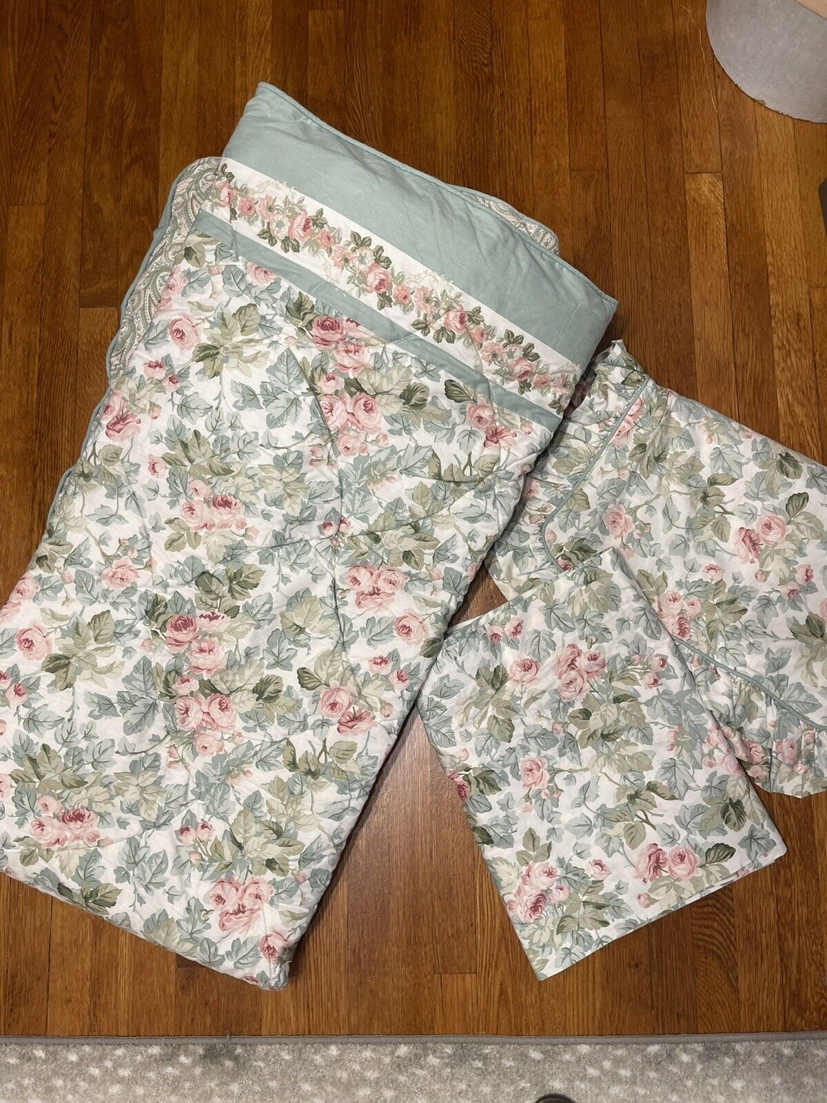 Laura Ashley Queen/Full Comforter Shams Flat sheet Floral & Paisley Vintage