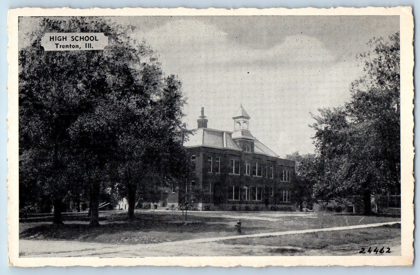 c1920\'s High School Building Campus Dirt Road Pathways Trenton Illinois Postcard