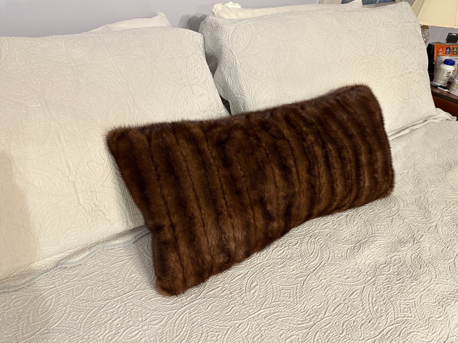 NEW Large Double Sided Genuine Chocolate Brown Real Mink Fur Pillow 27\