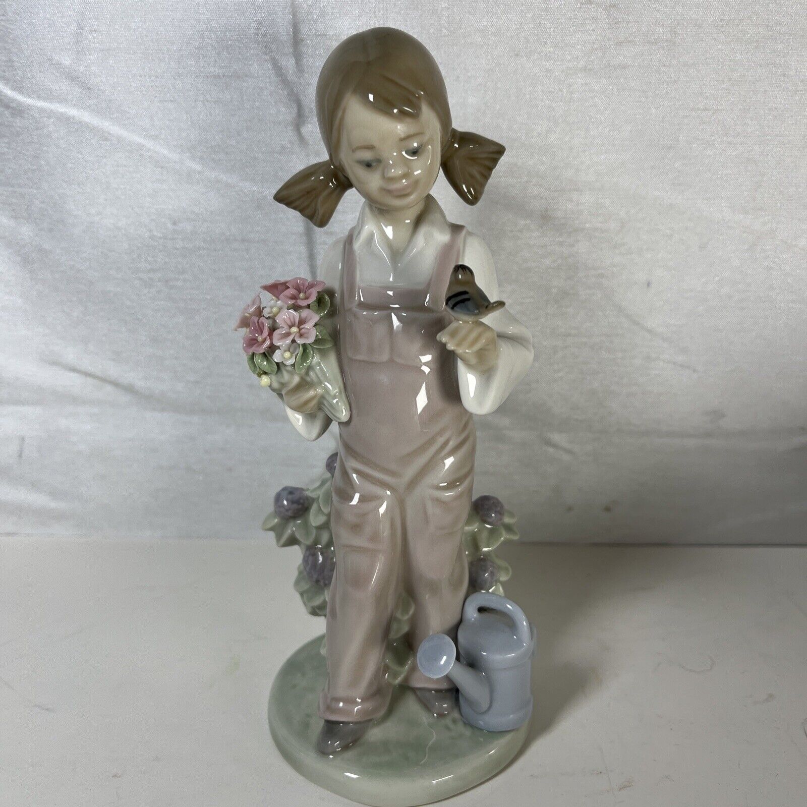 Lladro Figurine SPRING GIRL with FLOWERS BIRD & WATERING CAN #5217 Retired