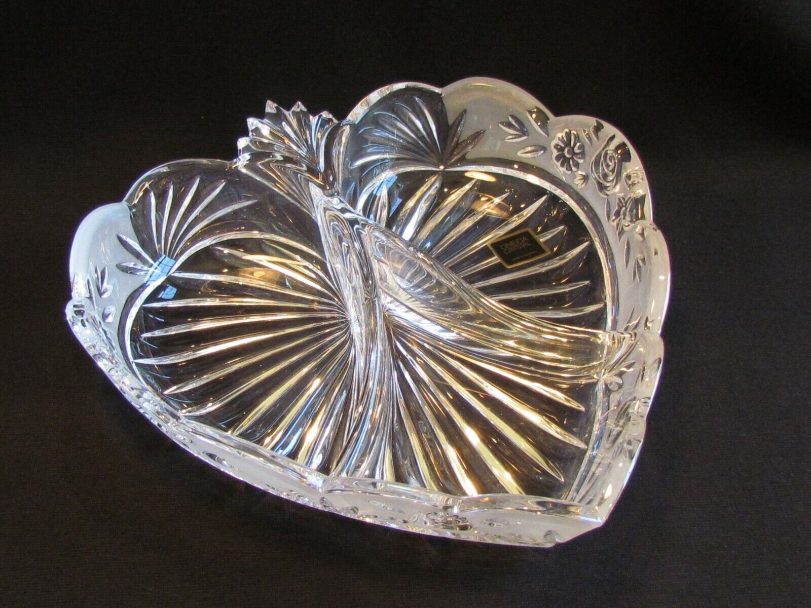 Oneida Crystal SOUTHERN GARDEN 3-Part Relish Dish Heart Shape 8