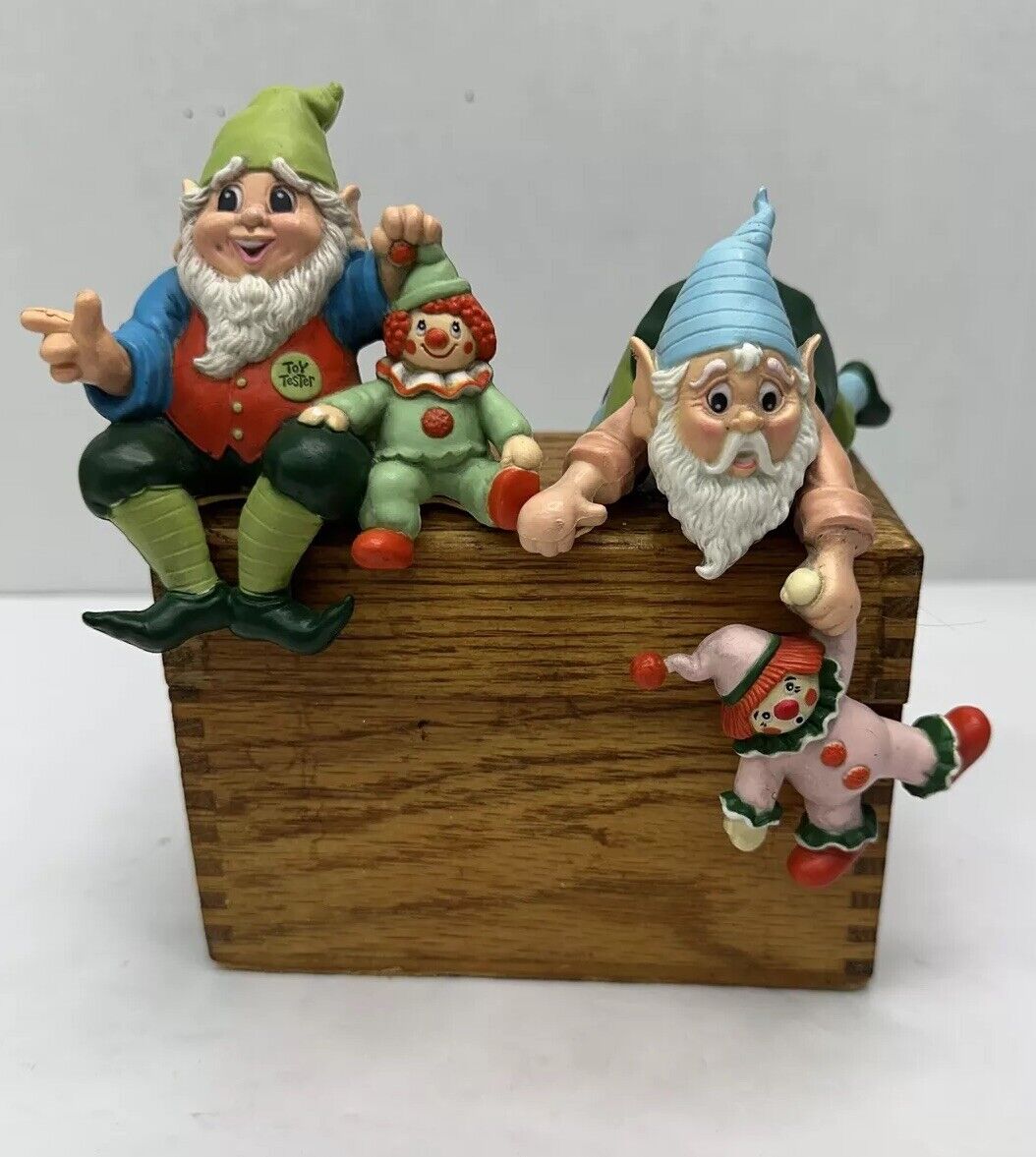 Enesco Christmas Playful Elf Shelf Sitters Vintage 1987