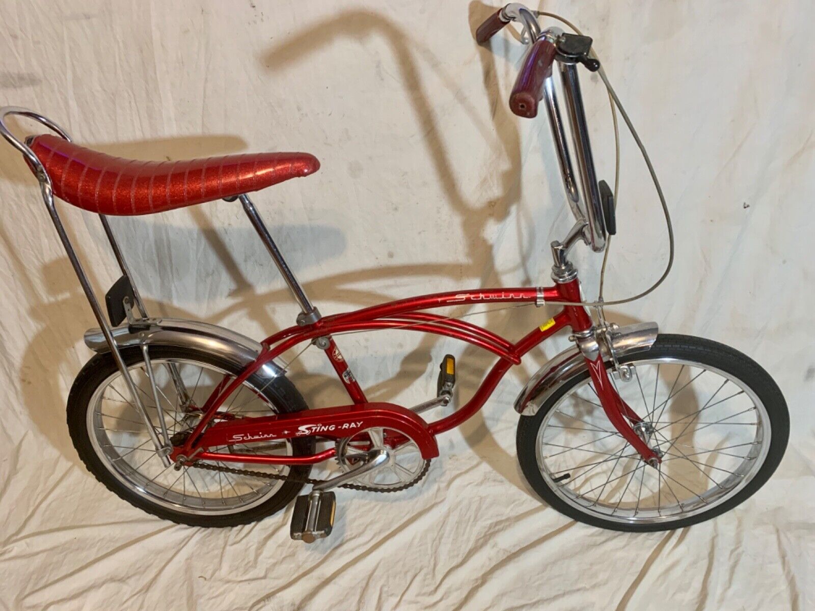 Vintage 1977 Schwinn Stingray Rare 3 Speed Coaster Brake Bicycle