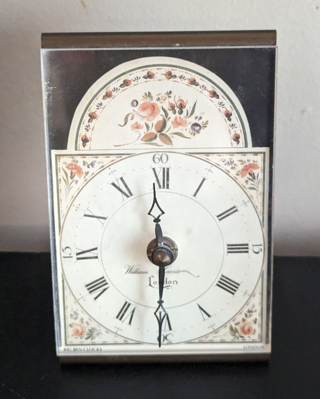 Vintage Floral Table Top Clock With Metal Back - Kienzle Quartz - Big Ben Clocks