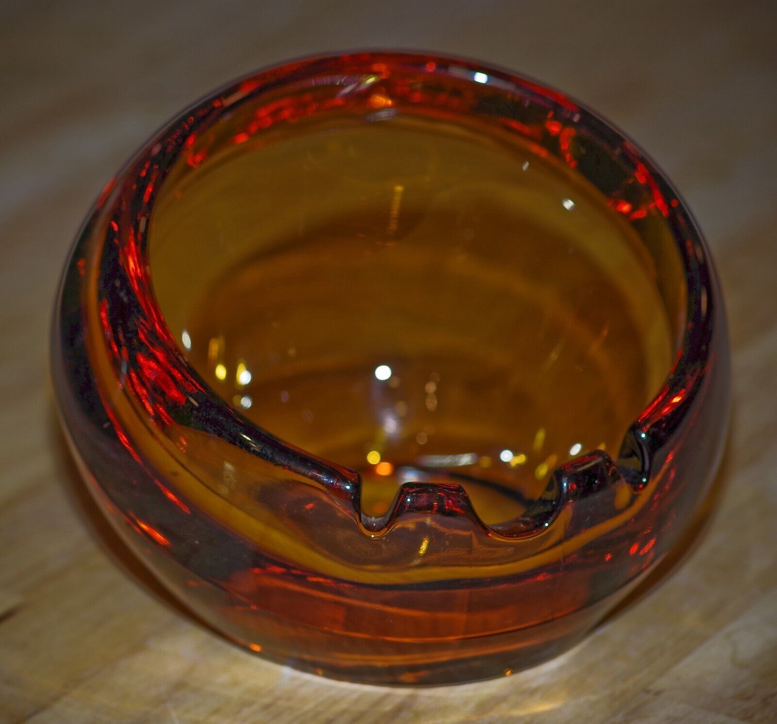 VINTAGE Viking Glass LARGE Orb Sphere ASHTRAY Pipe Holder Amber 1960\'s