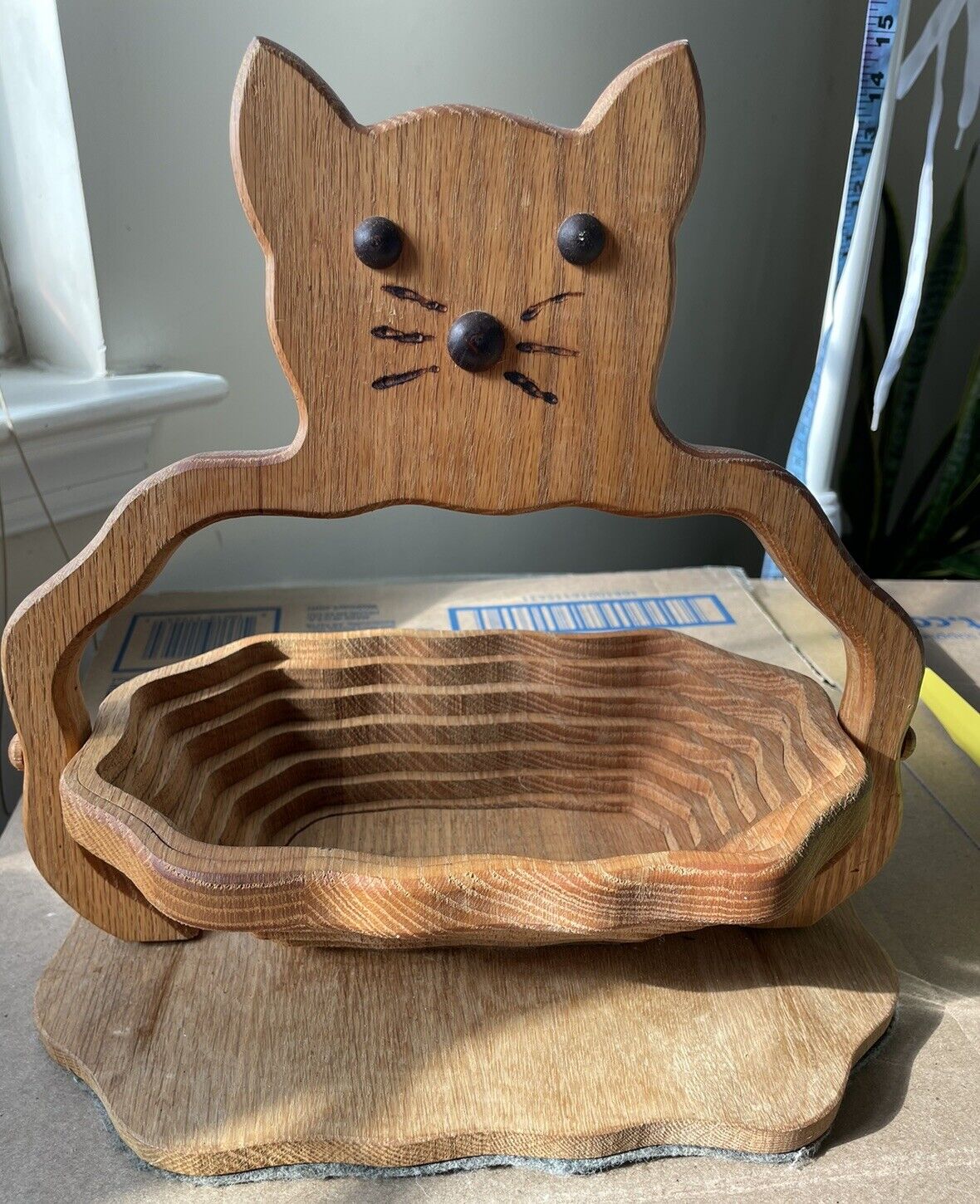 Vintage Collapsible Wooden Cat Fruit Basket 