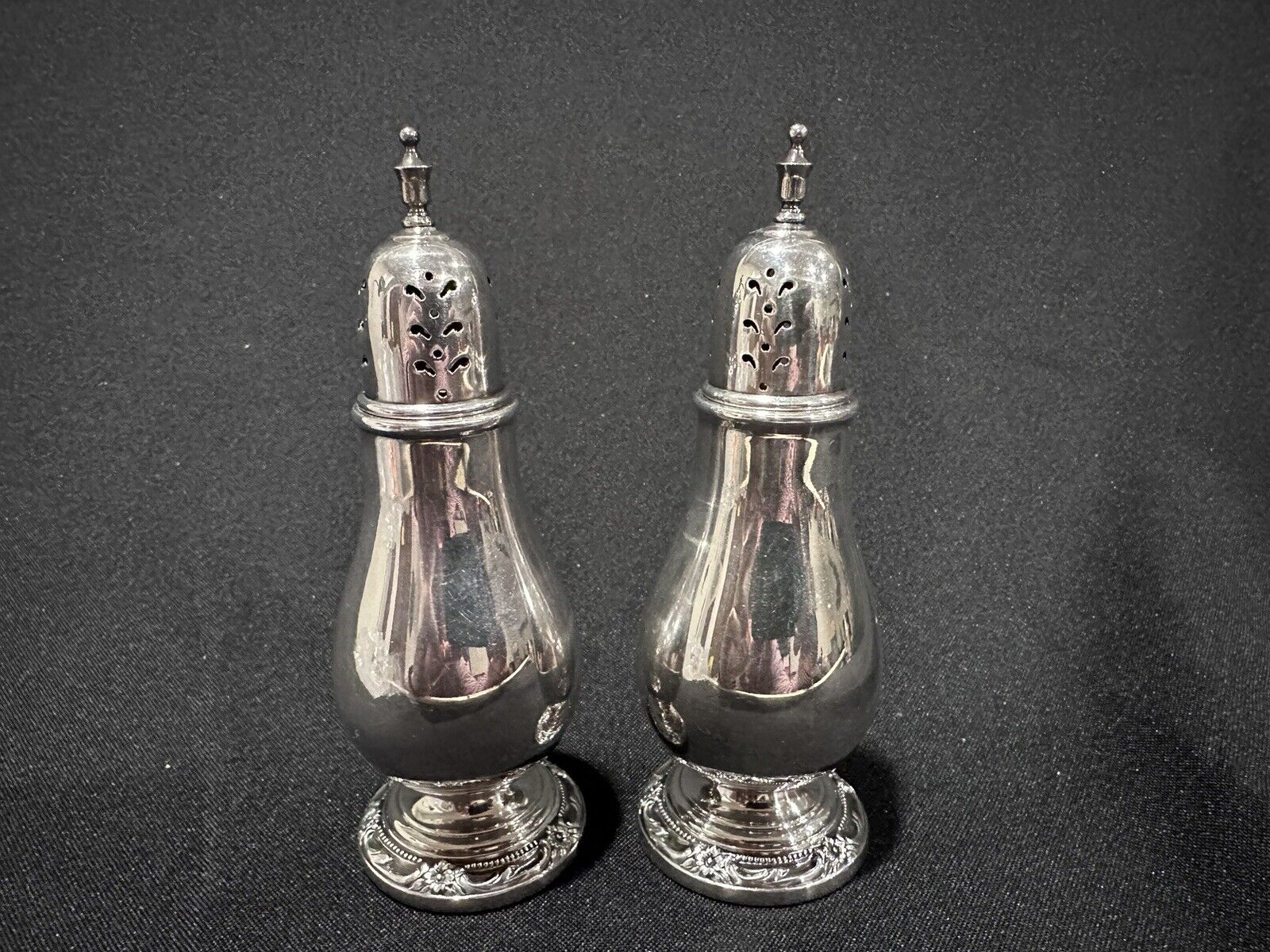 Remembrance Salt and Pepper Shakers 1847 Rogers Bros Silverplated