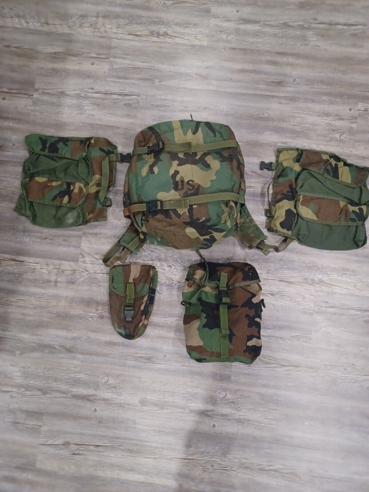 USGI M81 Woodland Camo MOLLE Medic Bag Medical Backpack Military