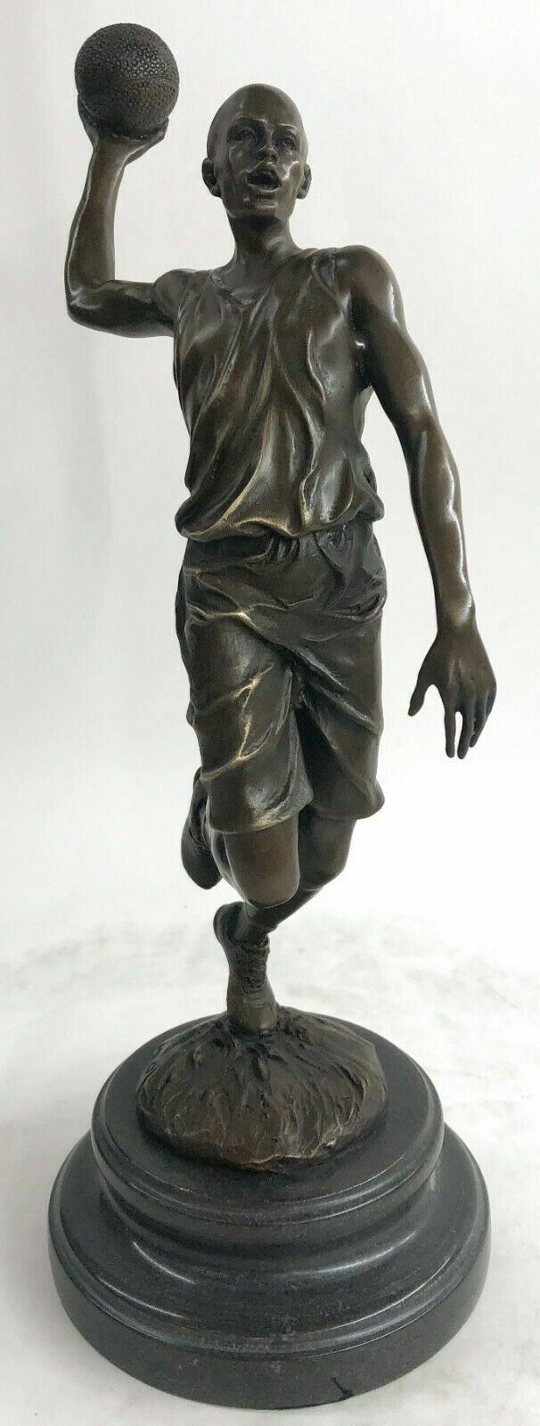 Handcrafted Detailed 2010 Michael Jordan Bronze Masterpiece Sculpture Artwork