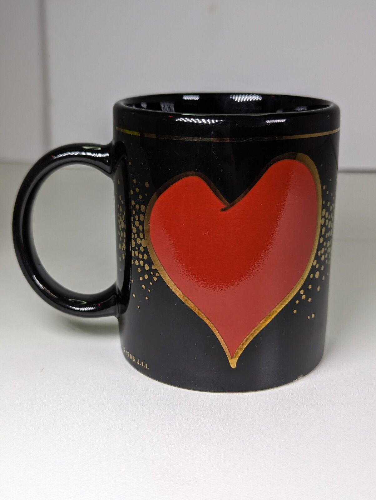 Vintage 1995 J.I.I. Hearts Mug Cup Valentine Gold Metallic Red Black Graphic