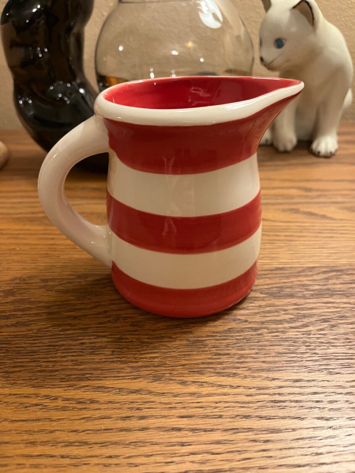 Terramoto Ceramic Pitcher Red and White Striped
