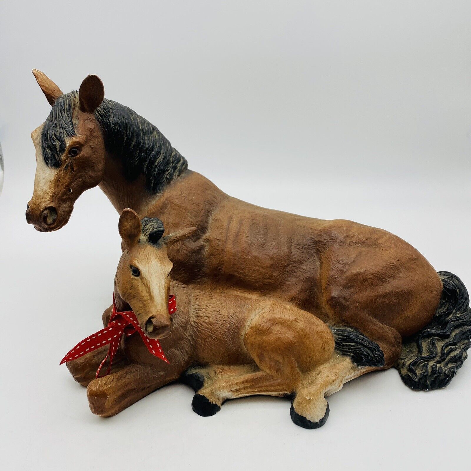 Universal Statuary Horse Pals Figurine Statue 1998 USA #876  Foal Mom Ceramic