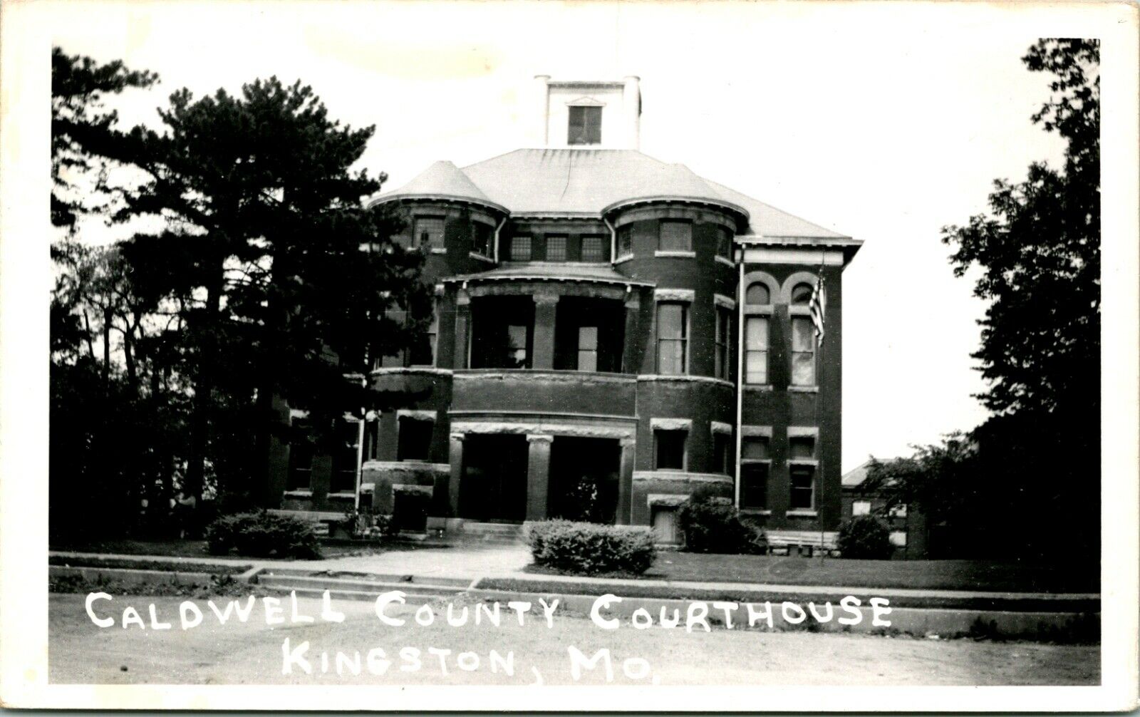 RPPC Caldwell County Court House Kingston Missouri MO UNP Postcard