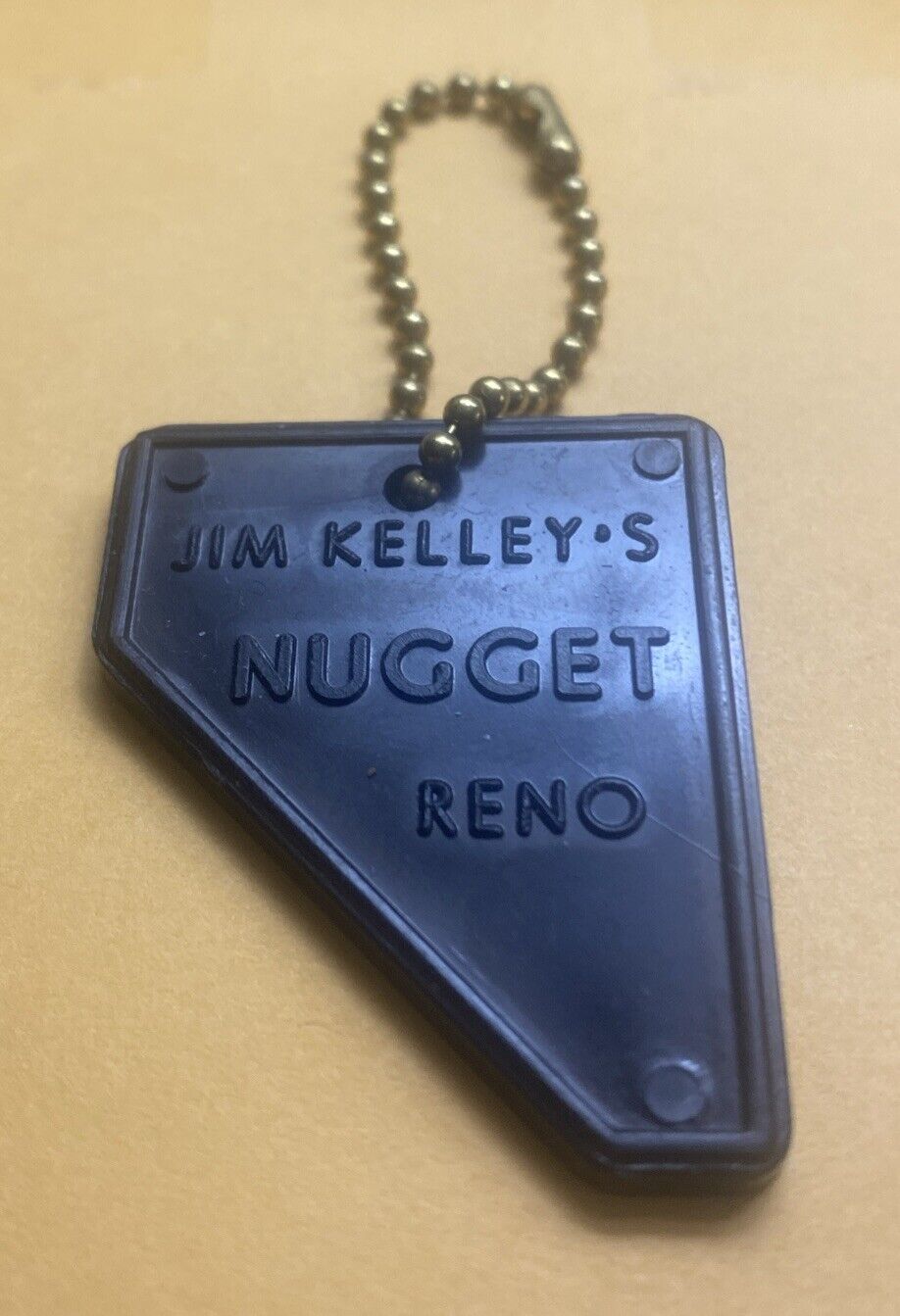 Vintage Jim Kelleys Nugget Reno Key Chain MCM Nevada State Shaped FOB Casino