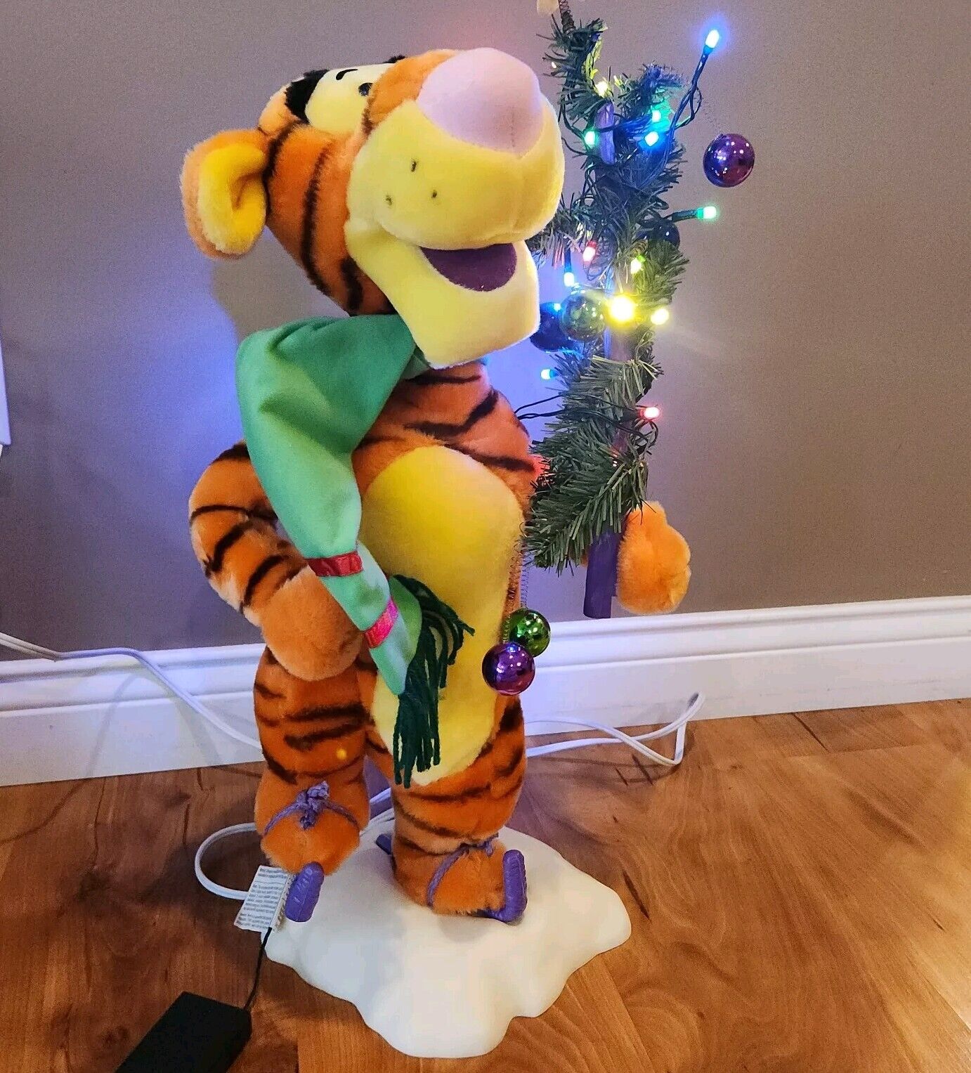 Disney Animated Christmas Telco 1996 Pooh Tigger WORKS