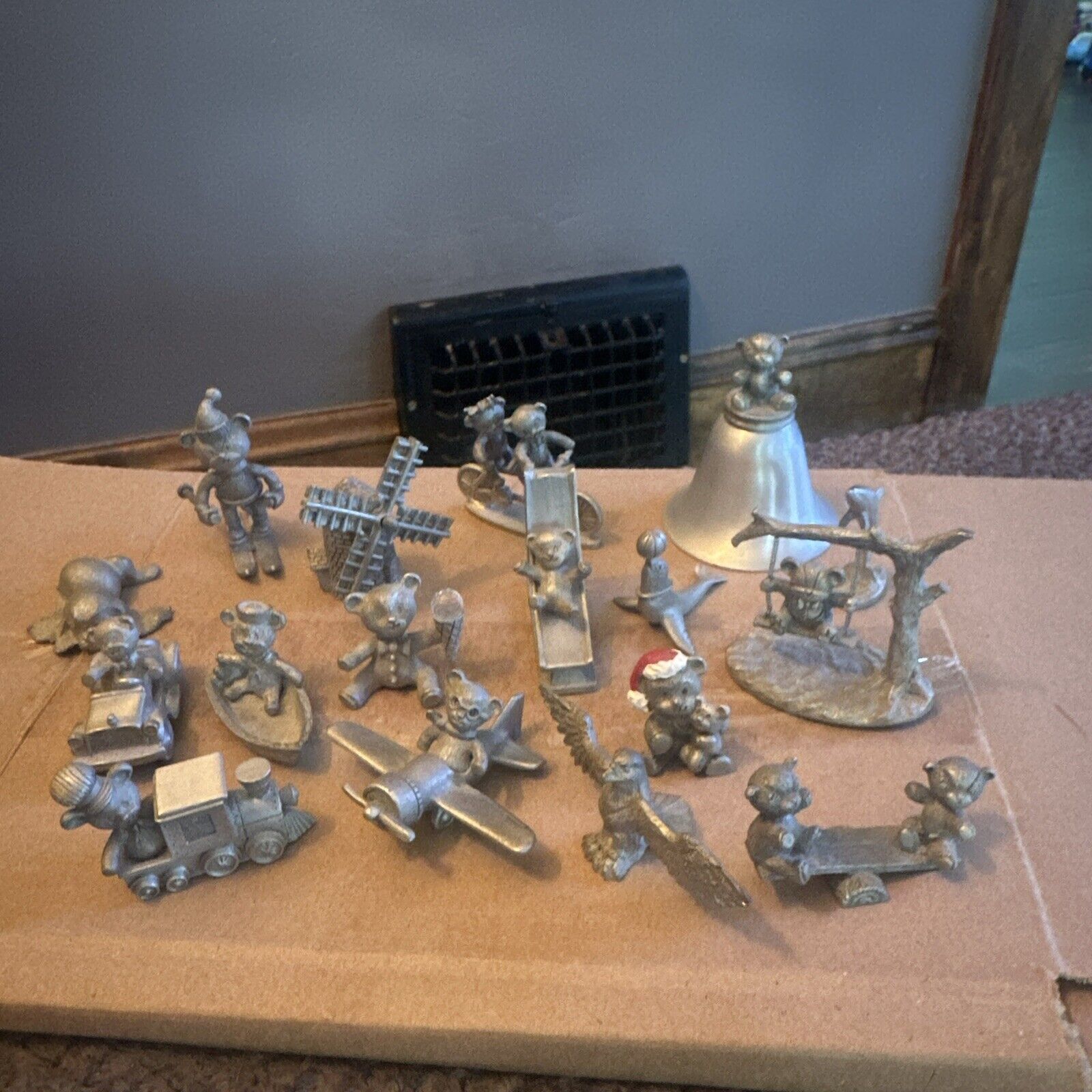 17 vintage 1980s Spoontiques Pewter animal Windmill Bell Bears Lot