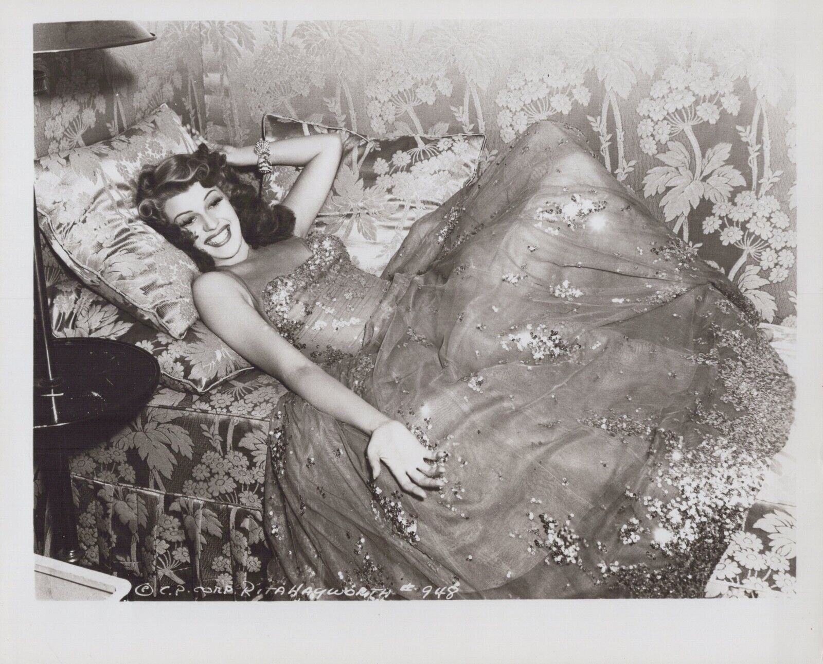 Rita Hayworth (1950s) ❤ Original Vintage - Stylish Glamorous Beauty Photo K 396