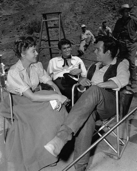 Bonanza Michael Landon pernell Roberts relax on set with guest star 11x17 poster
