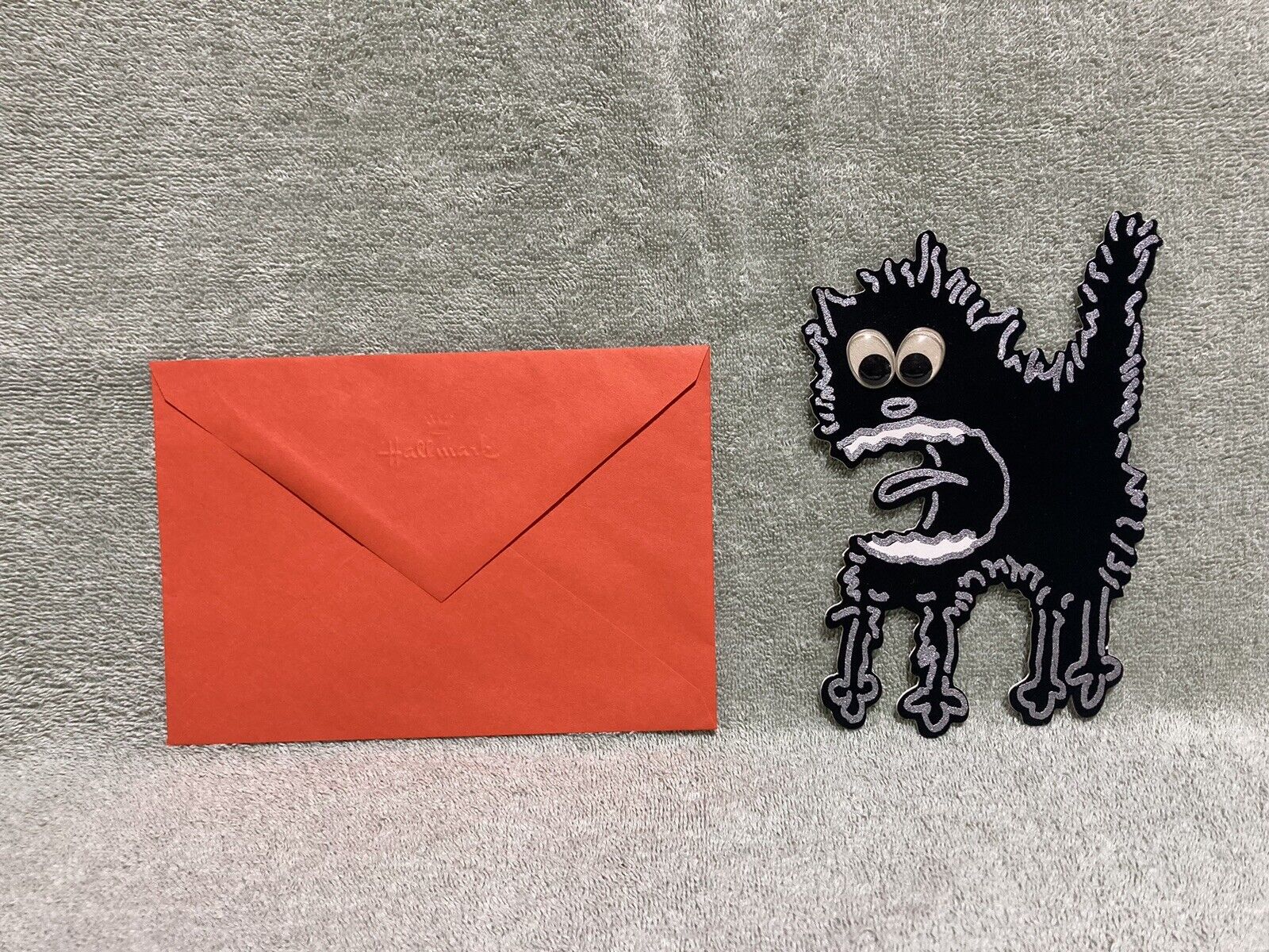 NMINT Vintage Halloween Greeting Card & Envelope Hallmark Black Cat Eyeballs VTG