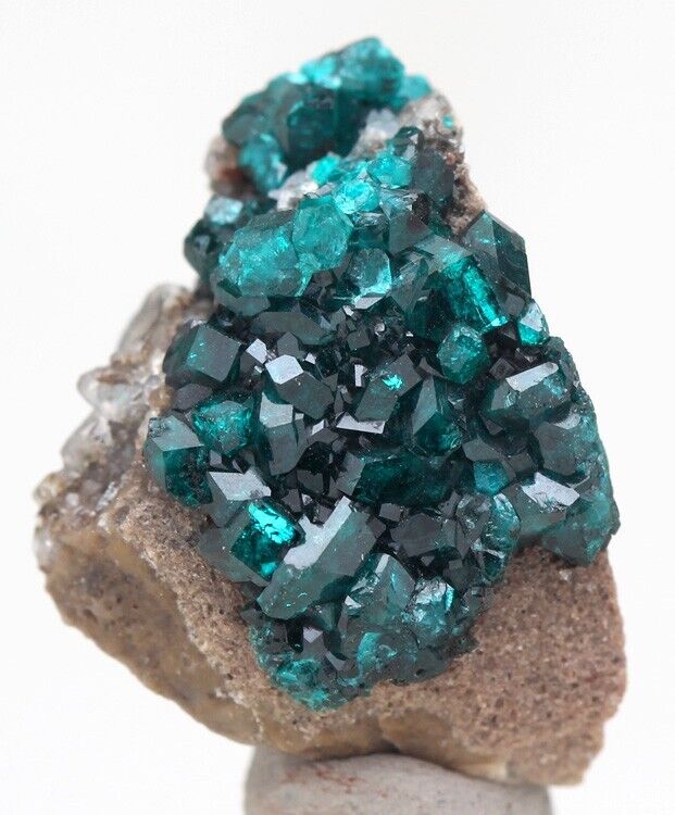 DIOPTASE Specimen Crystal Cluster Emerald Green Mineral KAZAKHSTAN
