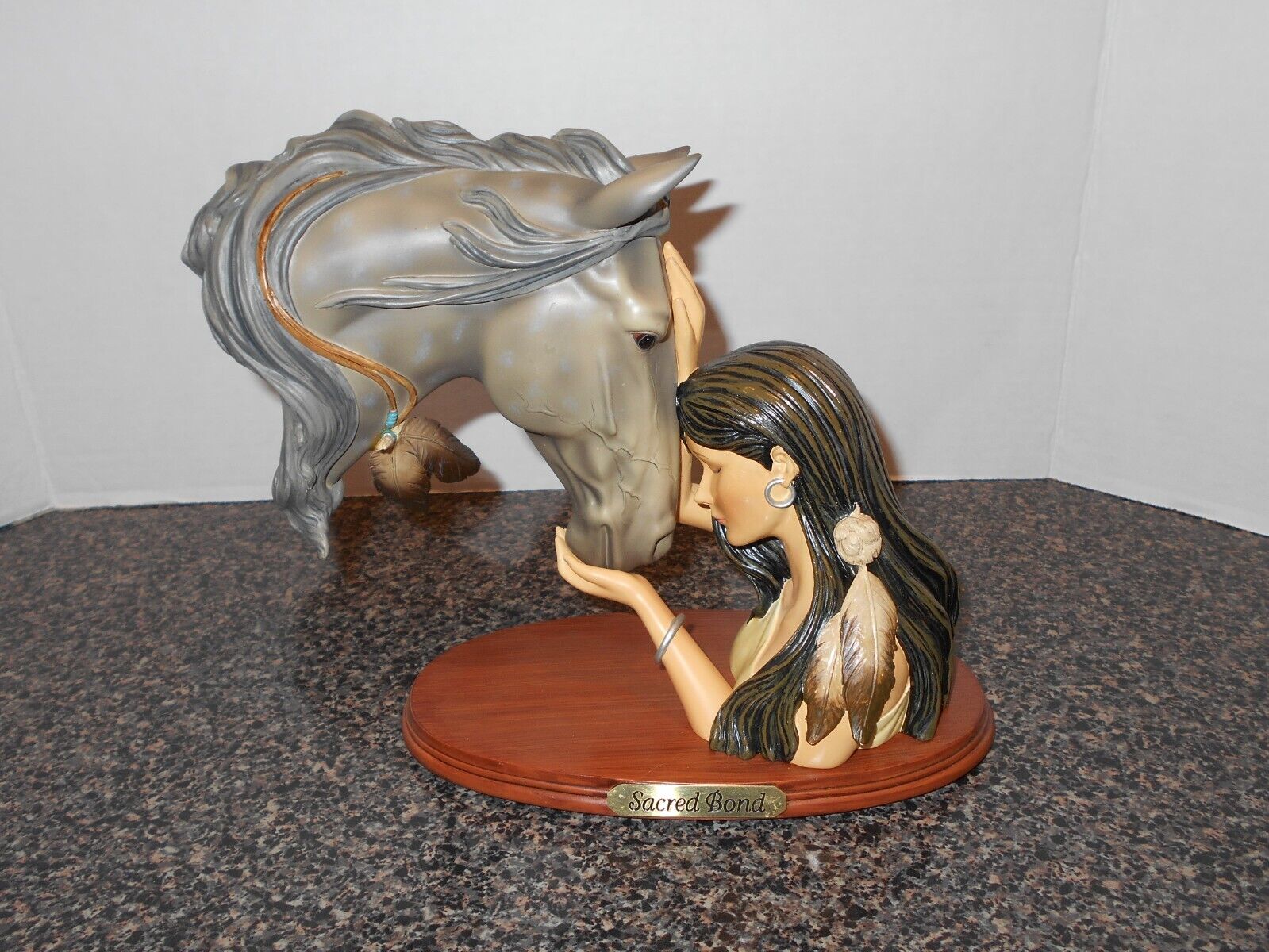 Sacred Bond First Issue Kindred Spirits Bradford Exchange Horse Head Figurine