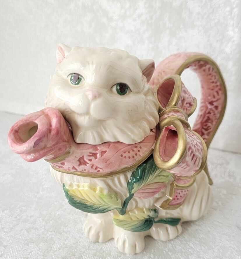 Fitz and Floyd Essentials Kitten And Roses Creamer