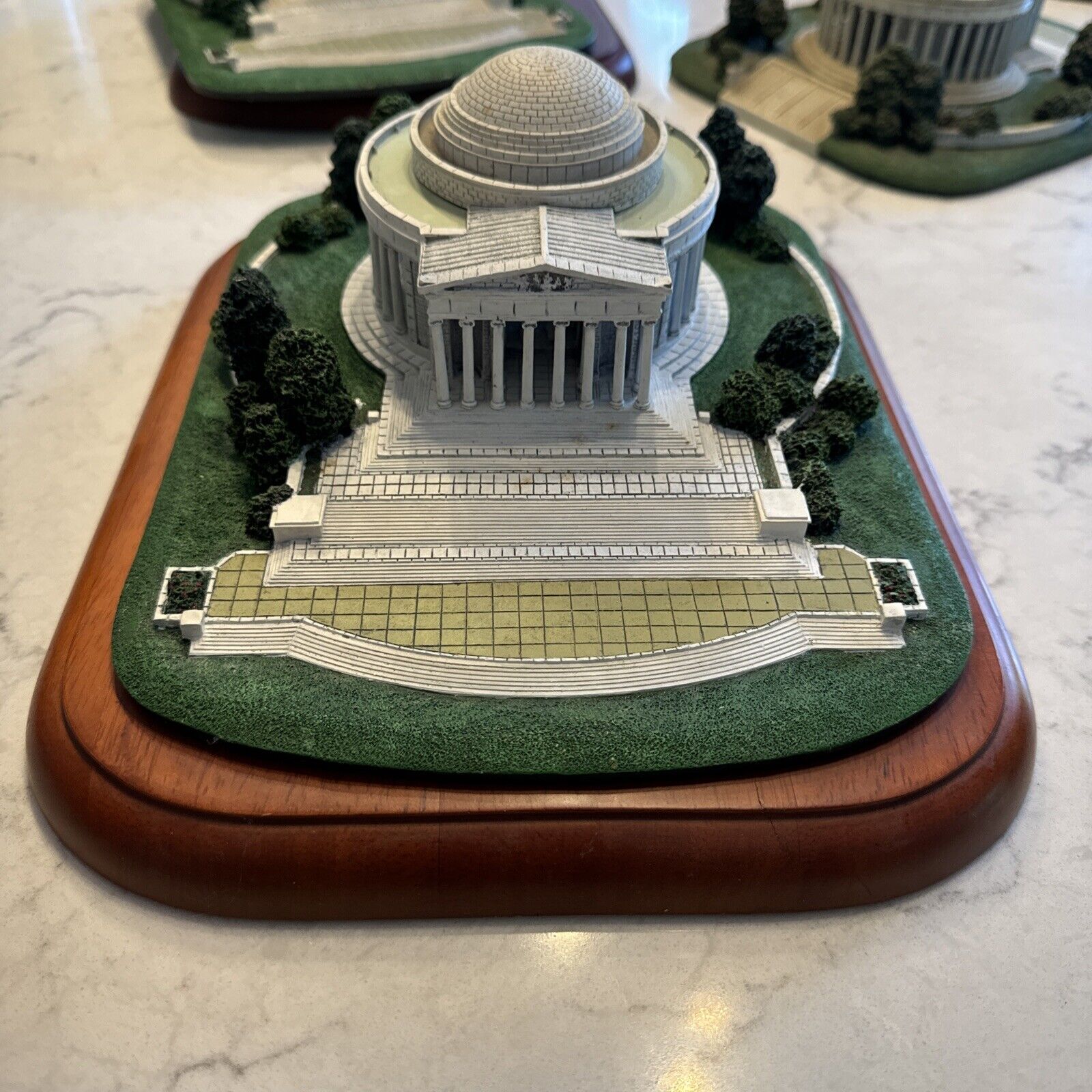 Danbury Mint The Jefferson Memorial Landmark Sculpture Great Buildings See Pics