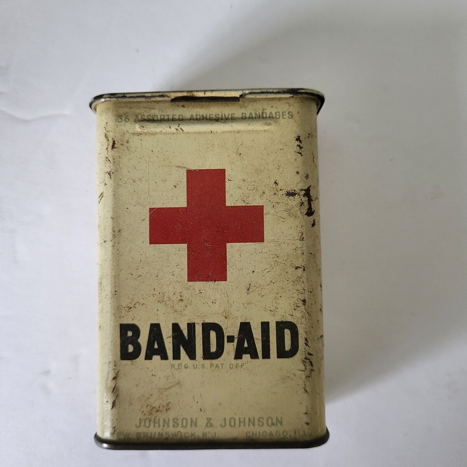 Vintage 1950s Johnson & Johnson Band Aid Metal Tin Adhesive Bandages 