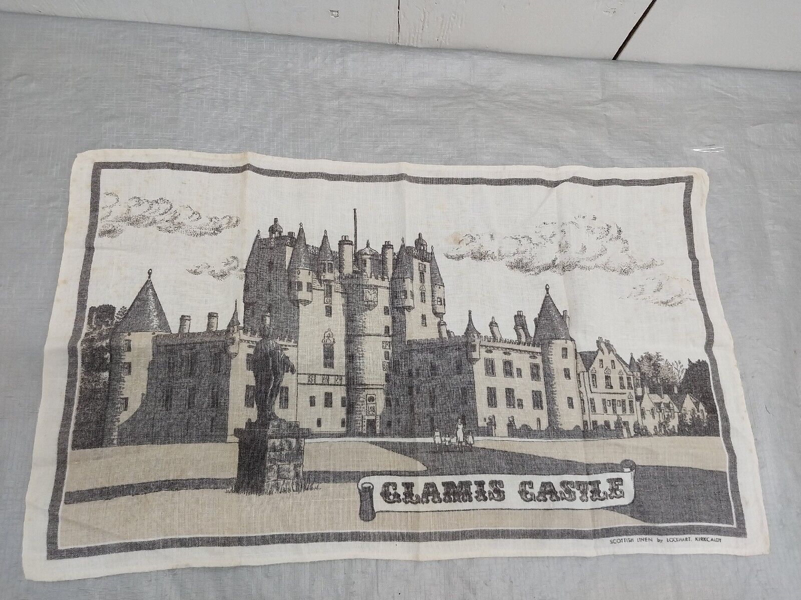 Vintage Tea Towel Scottish Castle Scotland.   28
