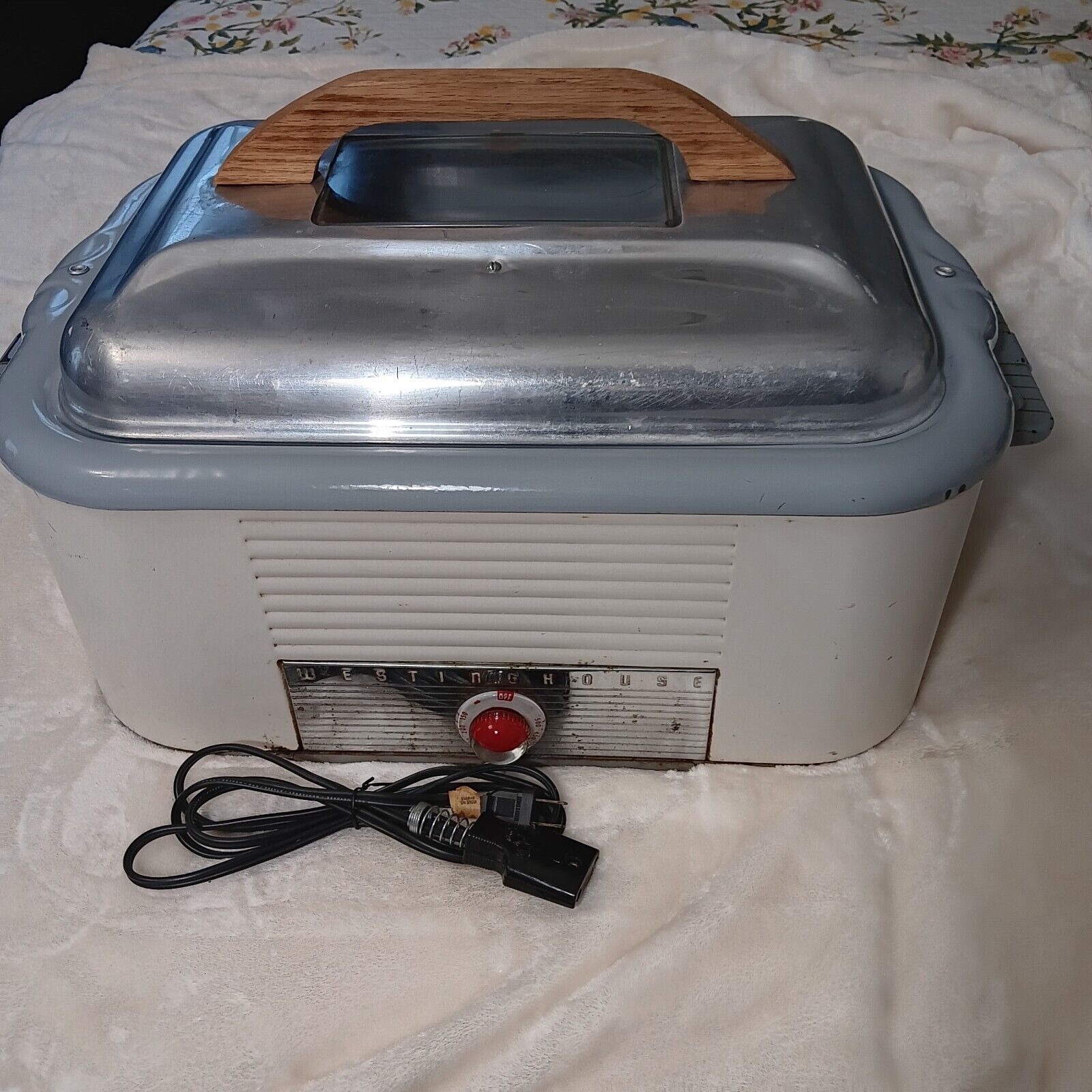 Vintage 1950s Westinghouse Electric Roaster Oven RO-91  18 quarts WORKS