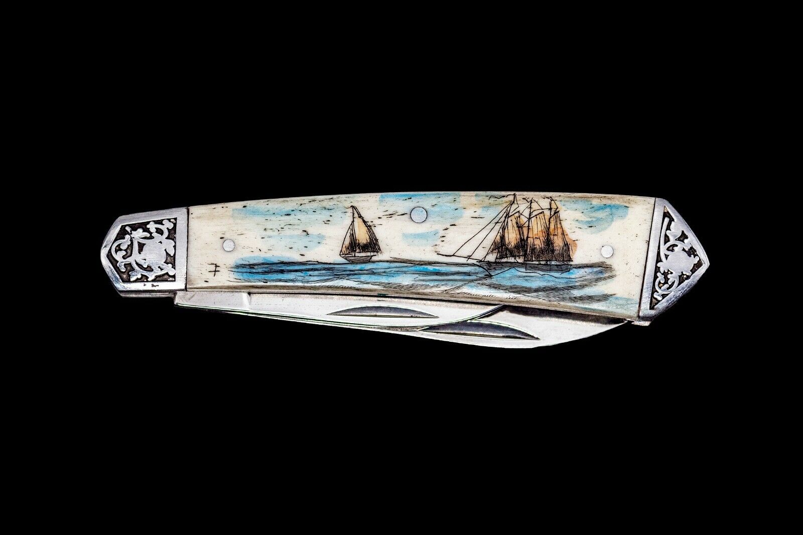 Etched Double Tall Ship Scrimshaw Collection Large Dual Blade Pocket Knife
