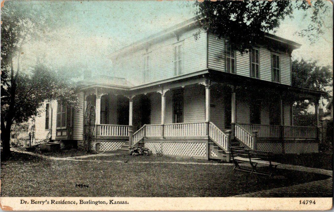 Dr Berry\'s Residence Burlington KS Kansas Vintage Postcard Standard View Card
