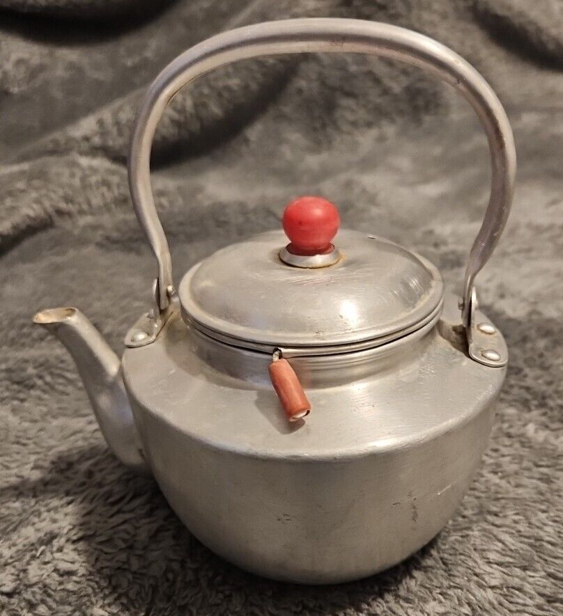 Vintage 1950\'s Aluminum Tea Kettle Grease Melter Pot with Strainer and Lid Japan