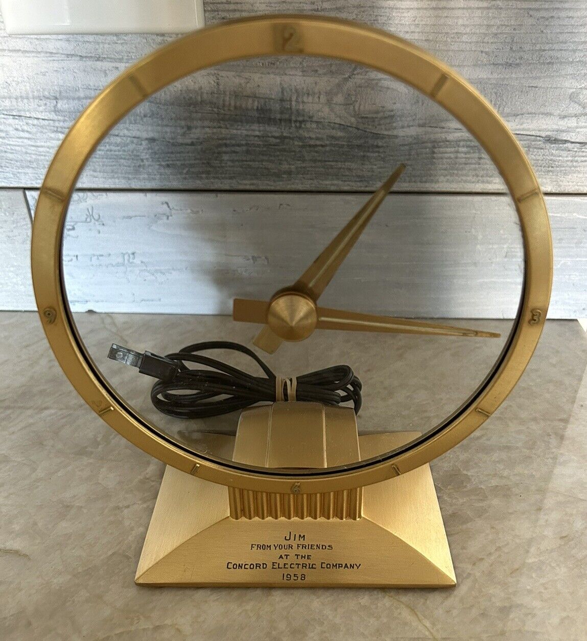 Vintage 1950\'s Jefferson Golden Hour Electric Mystery Clock Works Engraved