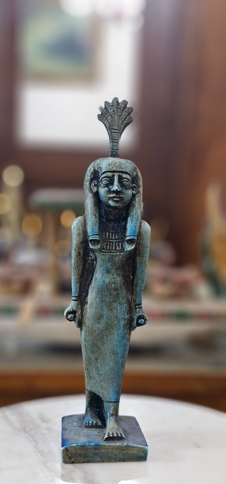 Rare Egyptian Queen Statue , Ancient Replica Antique Statue