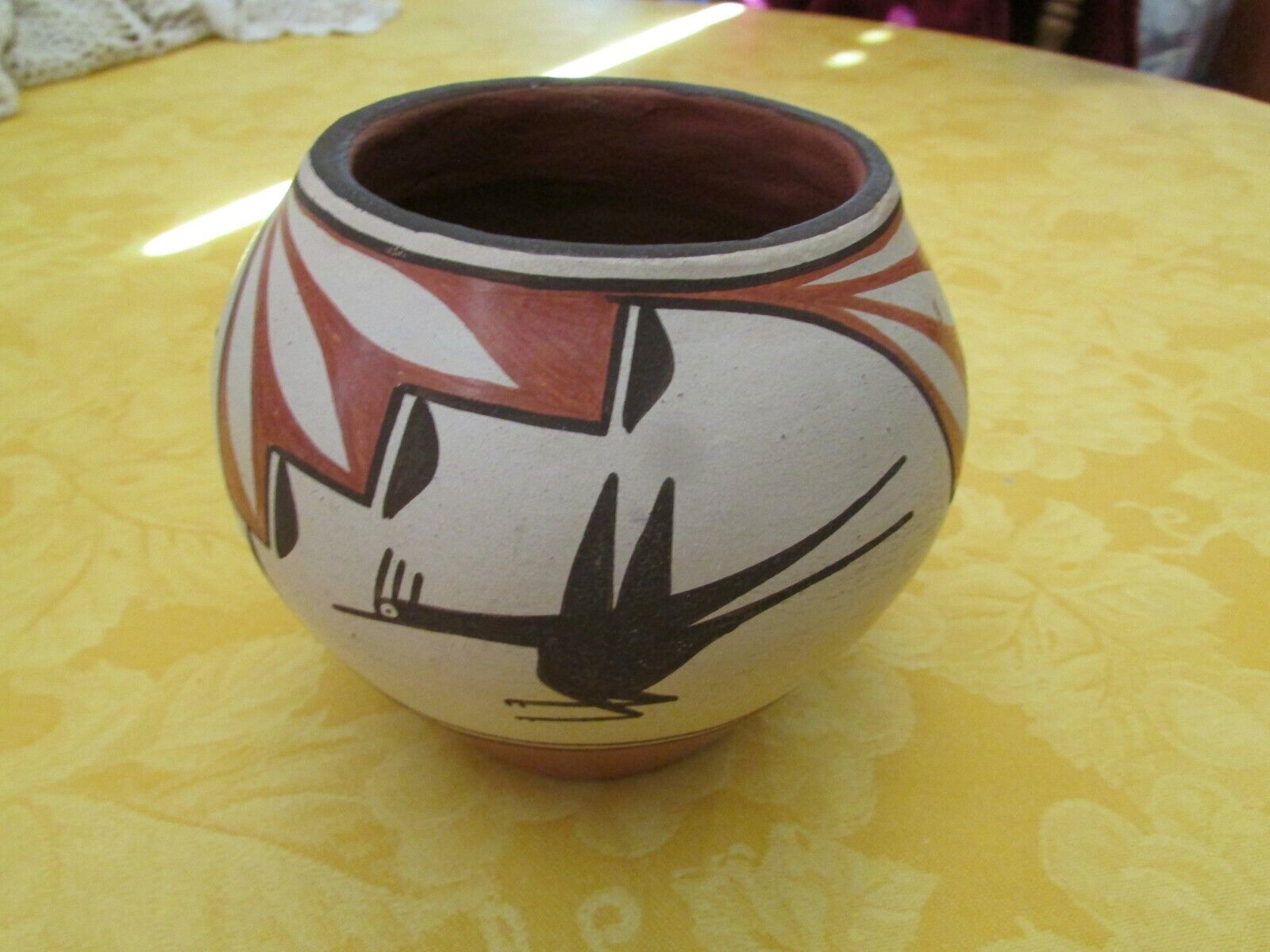 Vintage Zia Pueblo Pottery Pot Jar With Bird Flower signed by Eushebia Shije