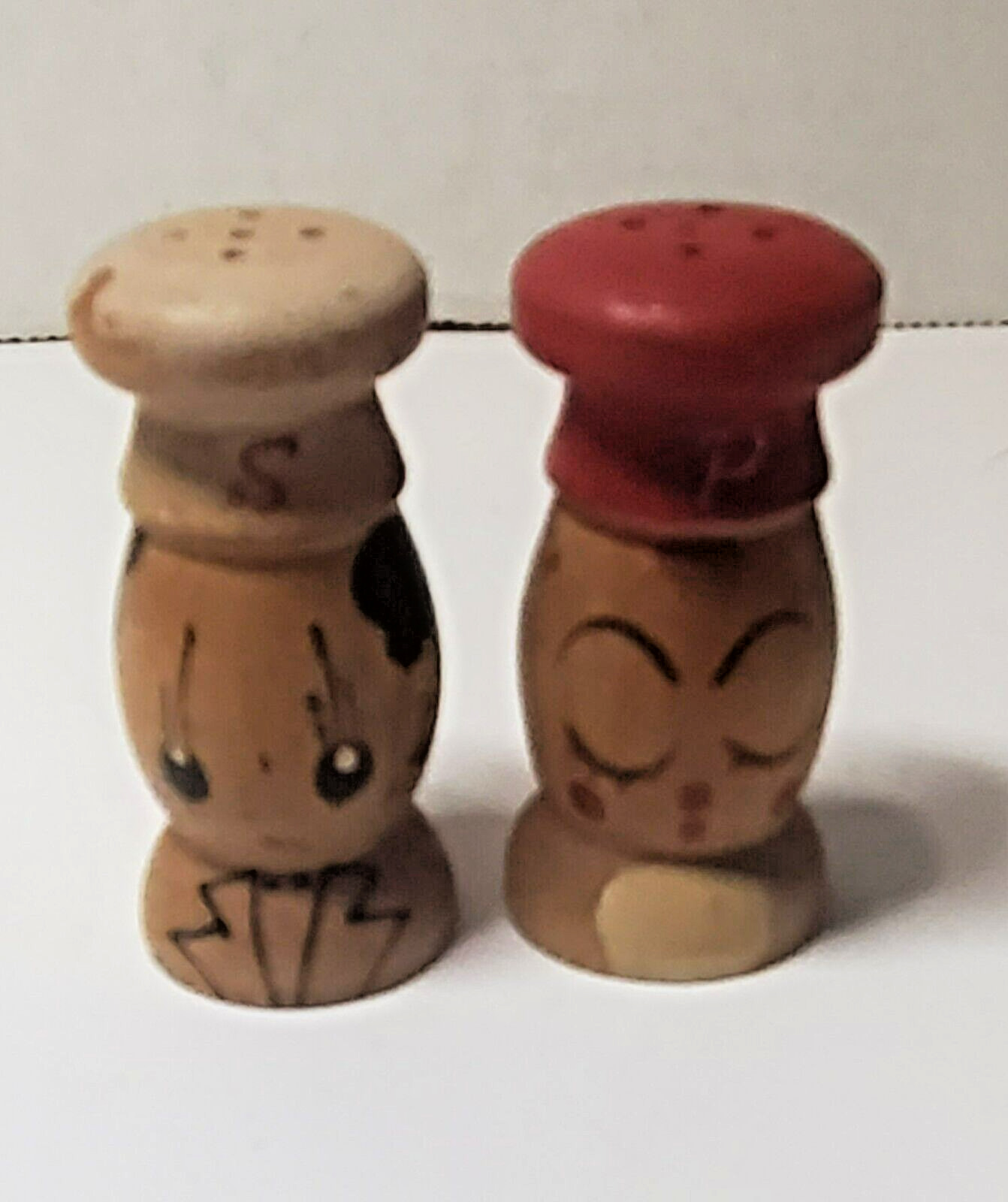 Vintage hand painted man and woman MCM Wooden Salt & Pepper Shakers Japan KItsch