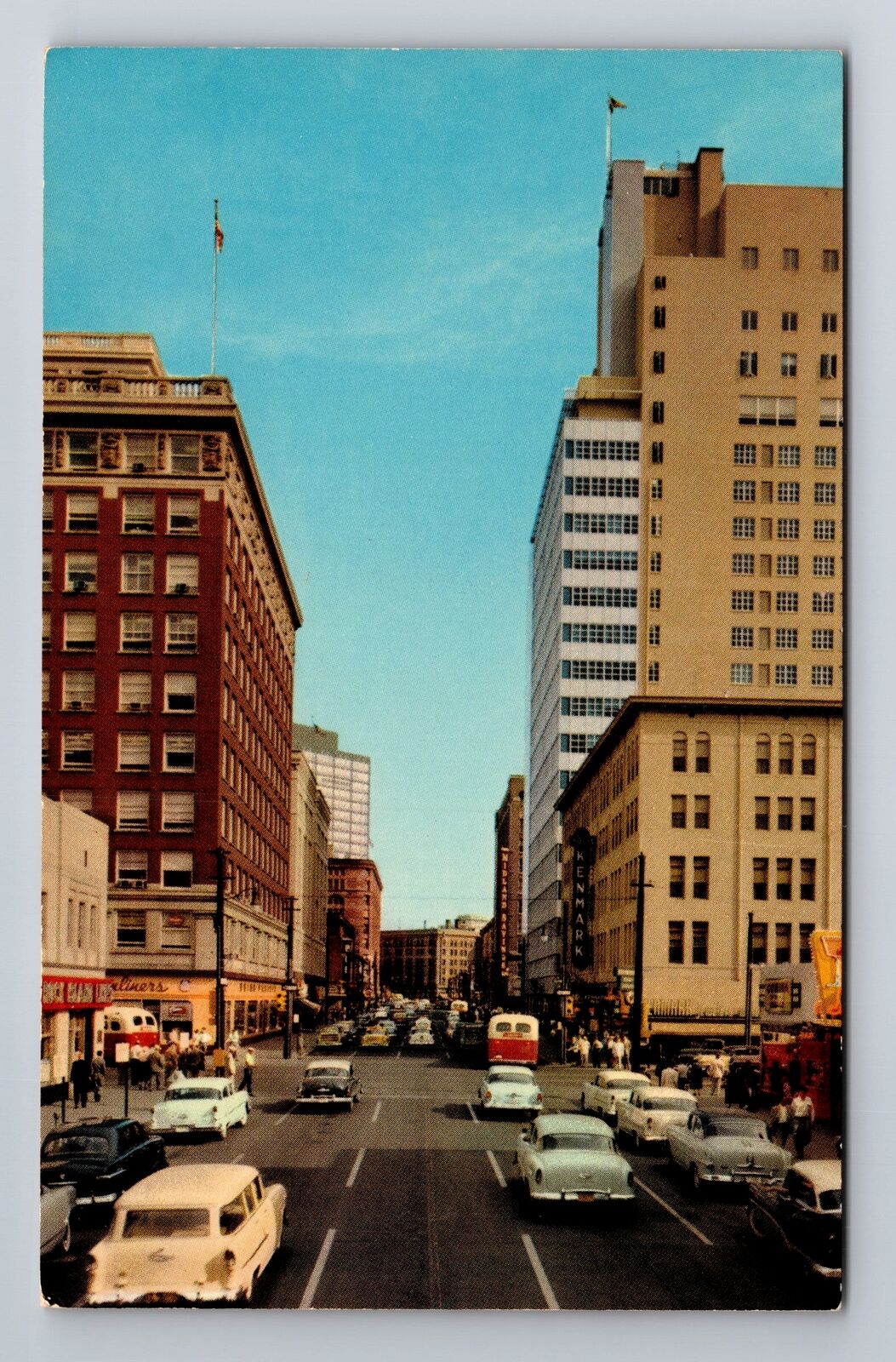 Denver CO-Colorado, Busy 17th Street, Shops, 50's Cars & Buses, Vintage Postcard