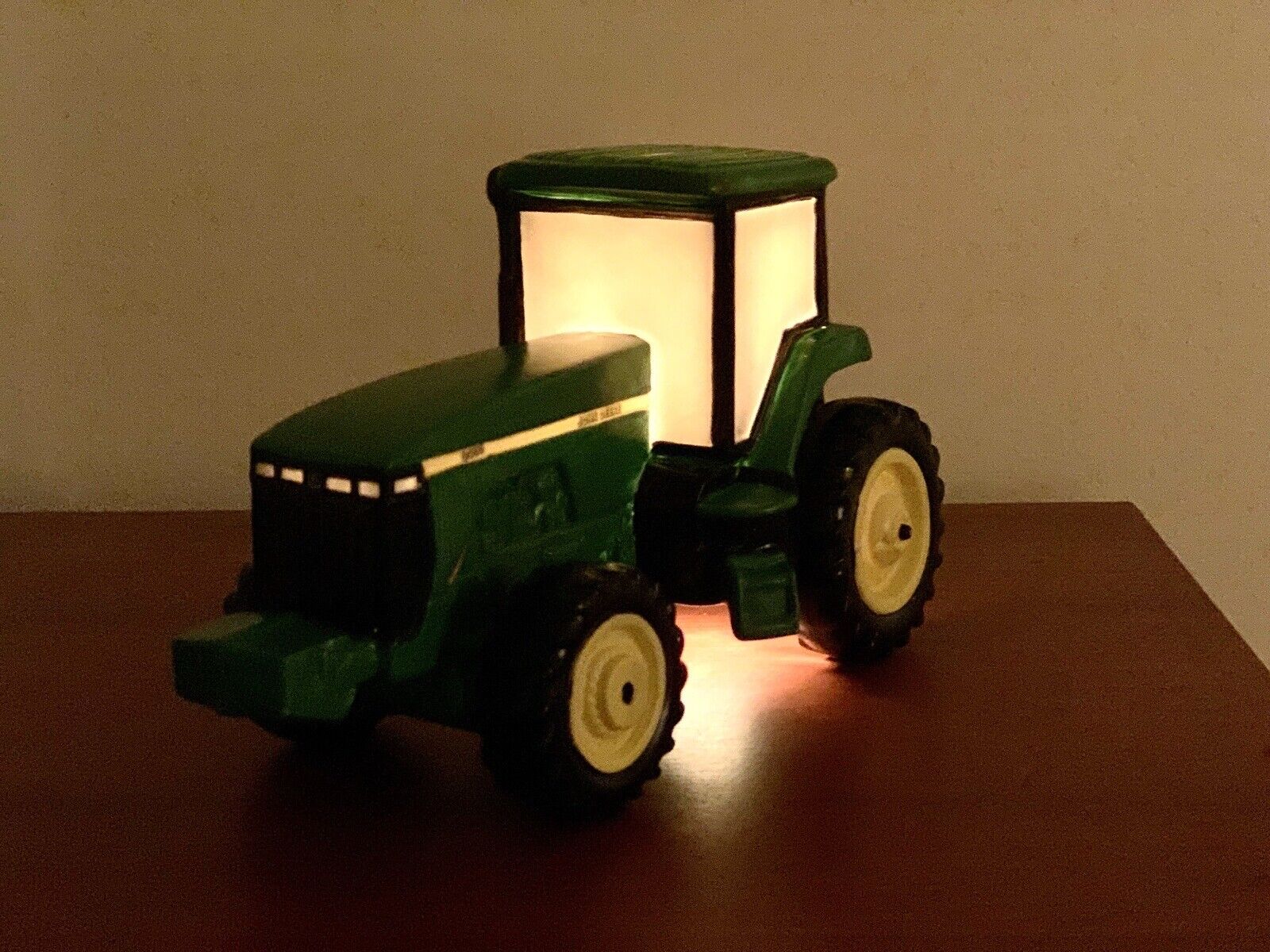 Enesco John Deere Tractor Night Light #538701 Vintage Ceramic Works very clean.