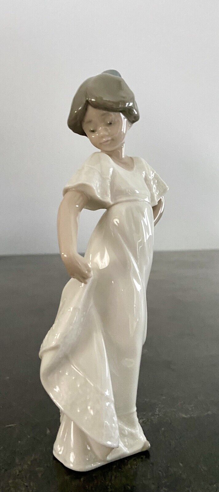 Lladro NAO - Girl Dancing Figurine, Beautiful