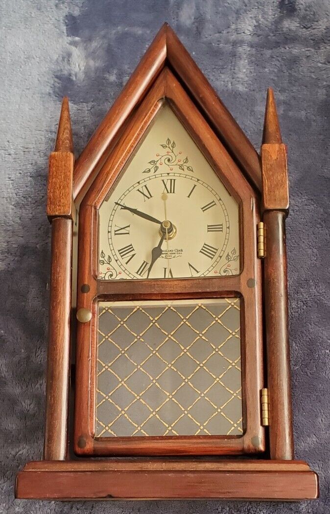 Vintage New England 1974 Quartz Clock