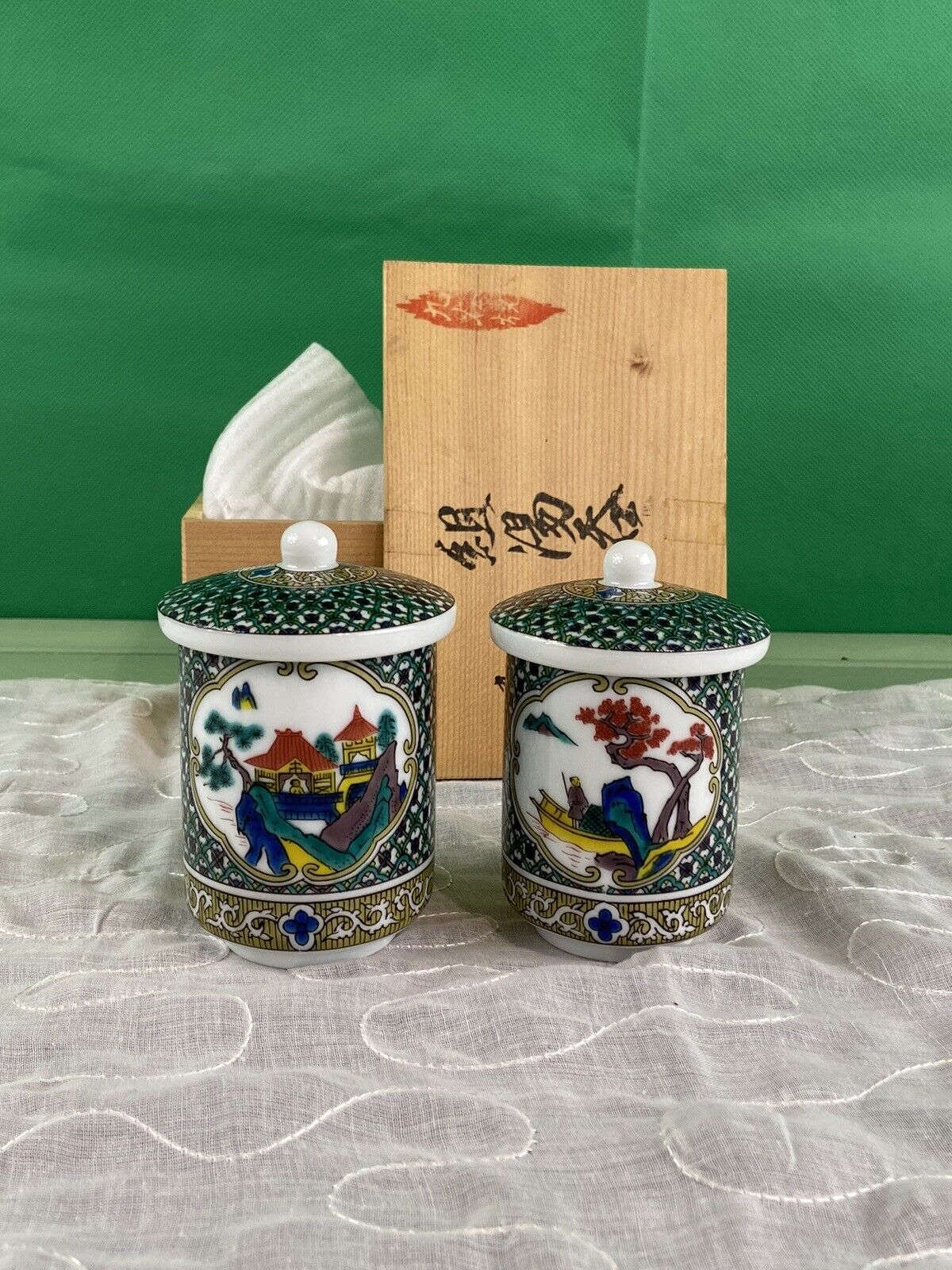 Vintage Kutani Japanese Wedding Tea Set His & Hers Lidded Cups New in Wooden Box